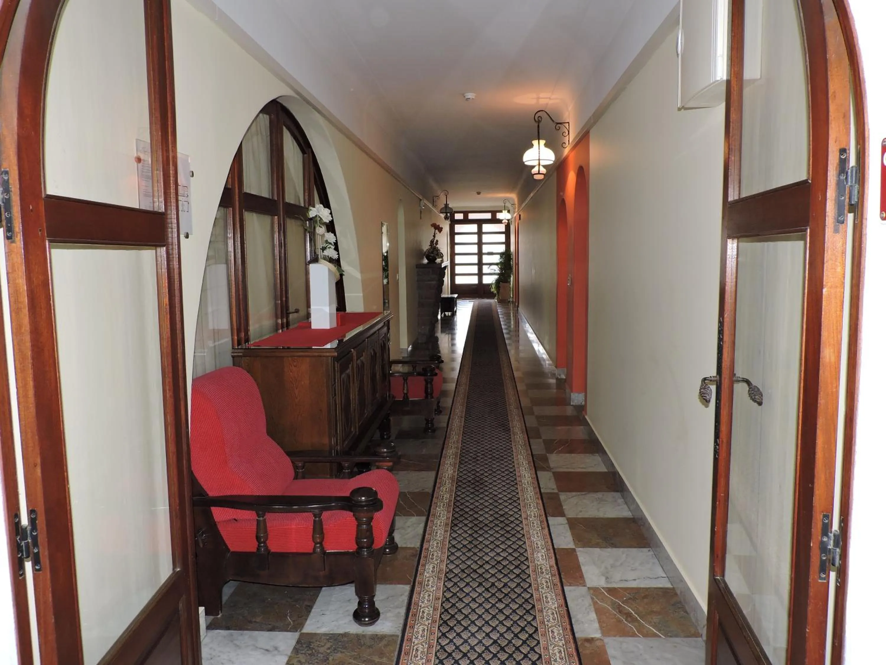 Day in Hotel Uhainak