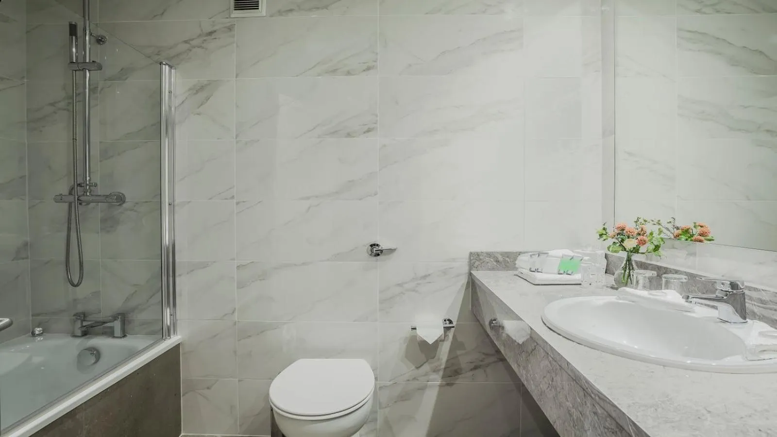 Bathroom in The Ashe Hotel