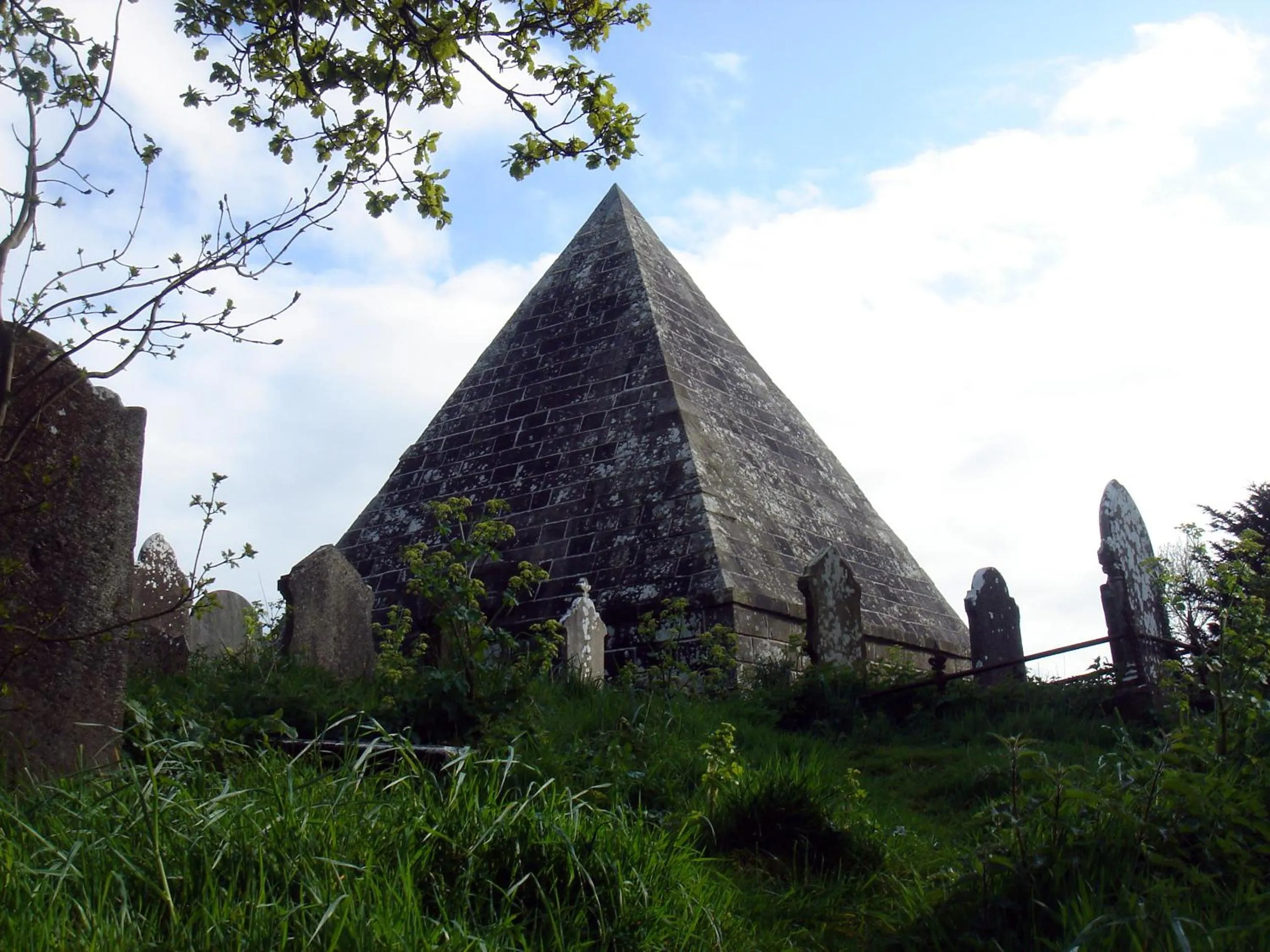 Nearby landmark in Bridge Hotel