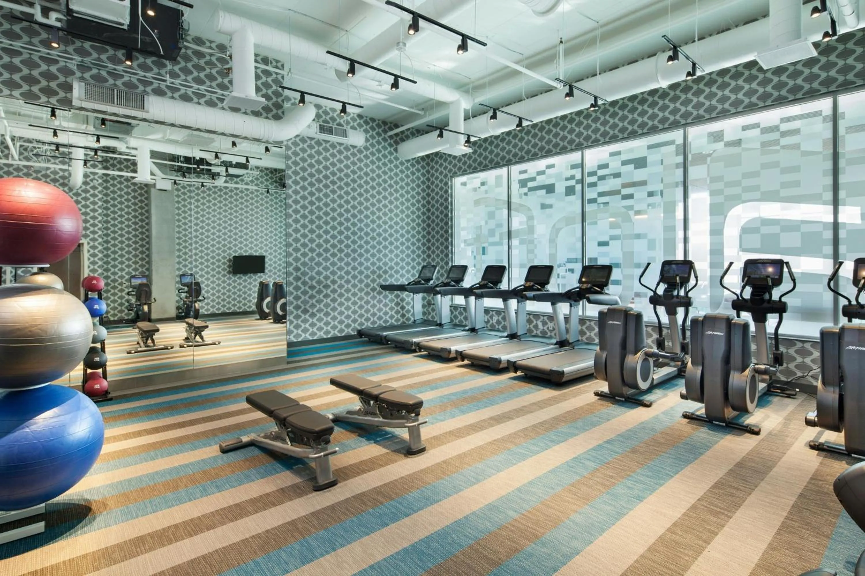 Fitness centre/facilities in Aloft Boston Seaport District