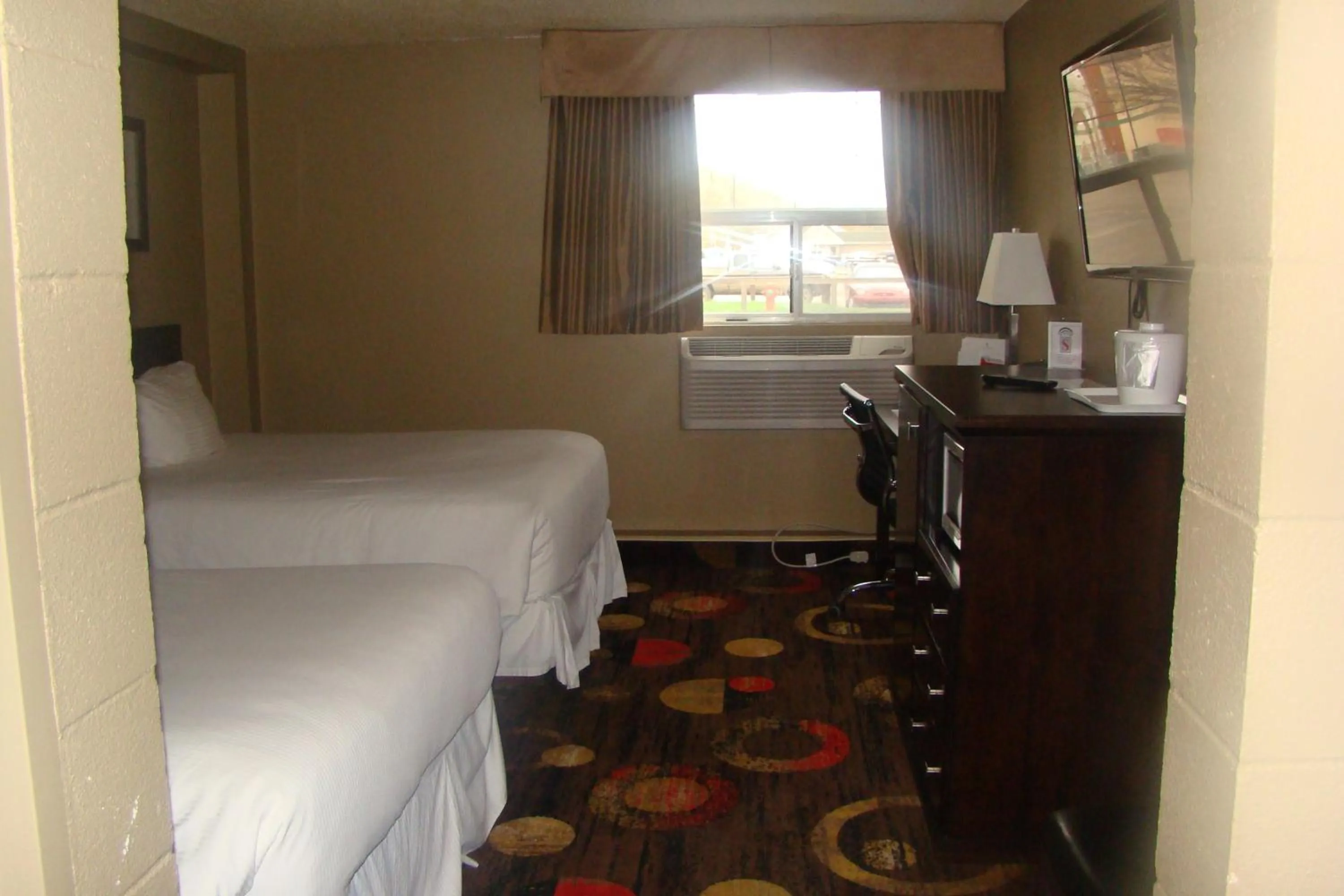 Decorative detail, Bed in Stonebridge Hotel