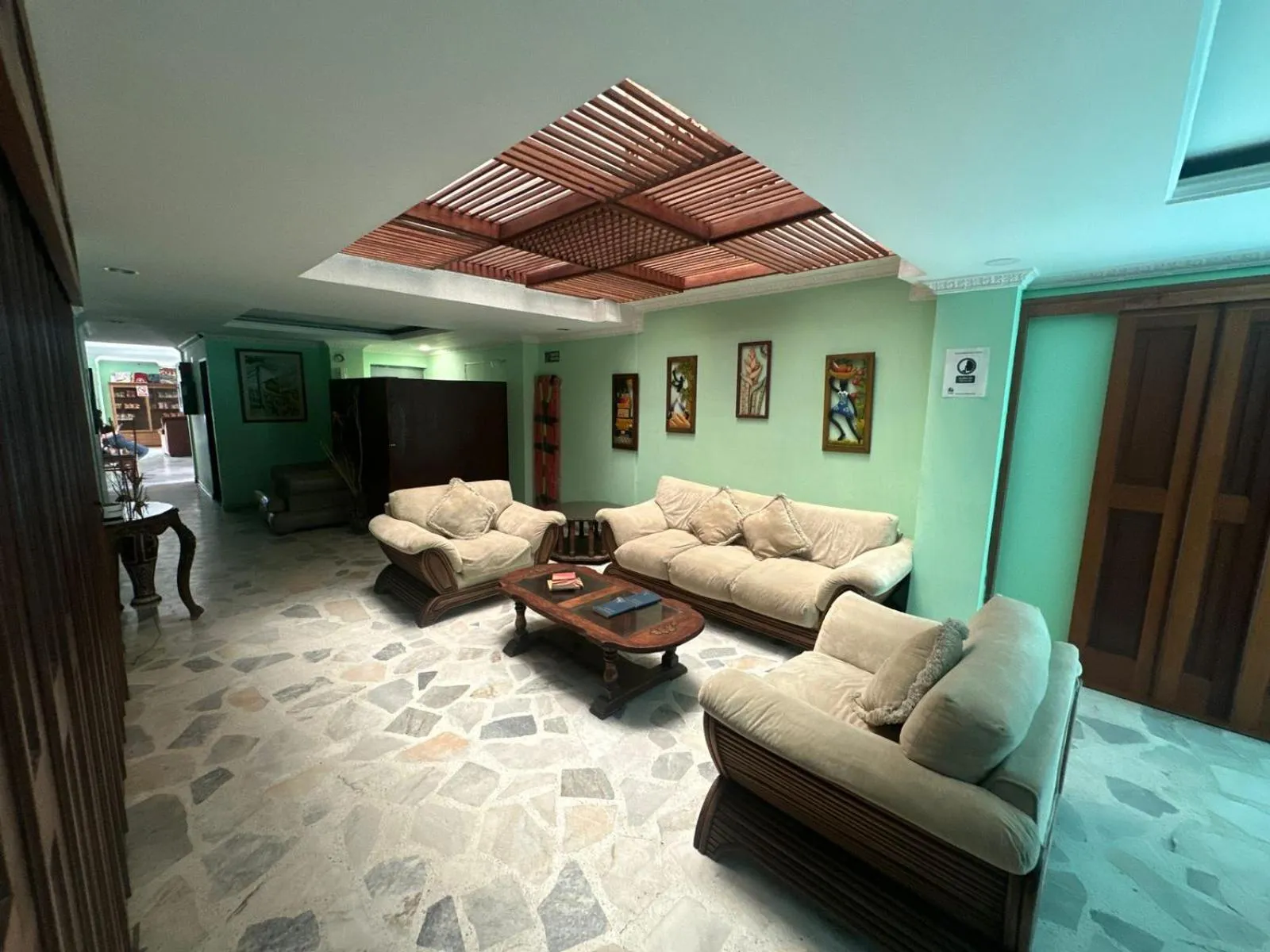 Living room in Hotel El Bosque