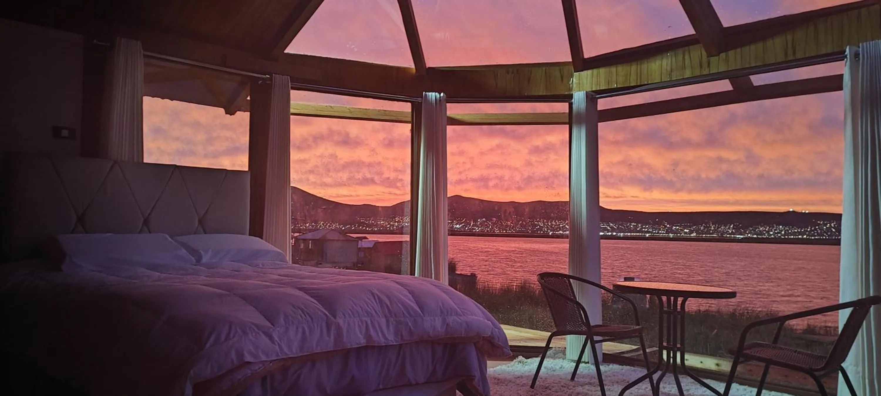 Bed in Titicaca Atrion Uros