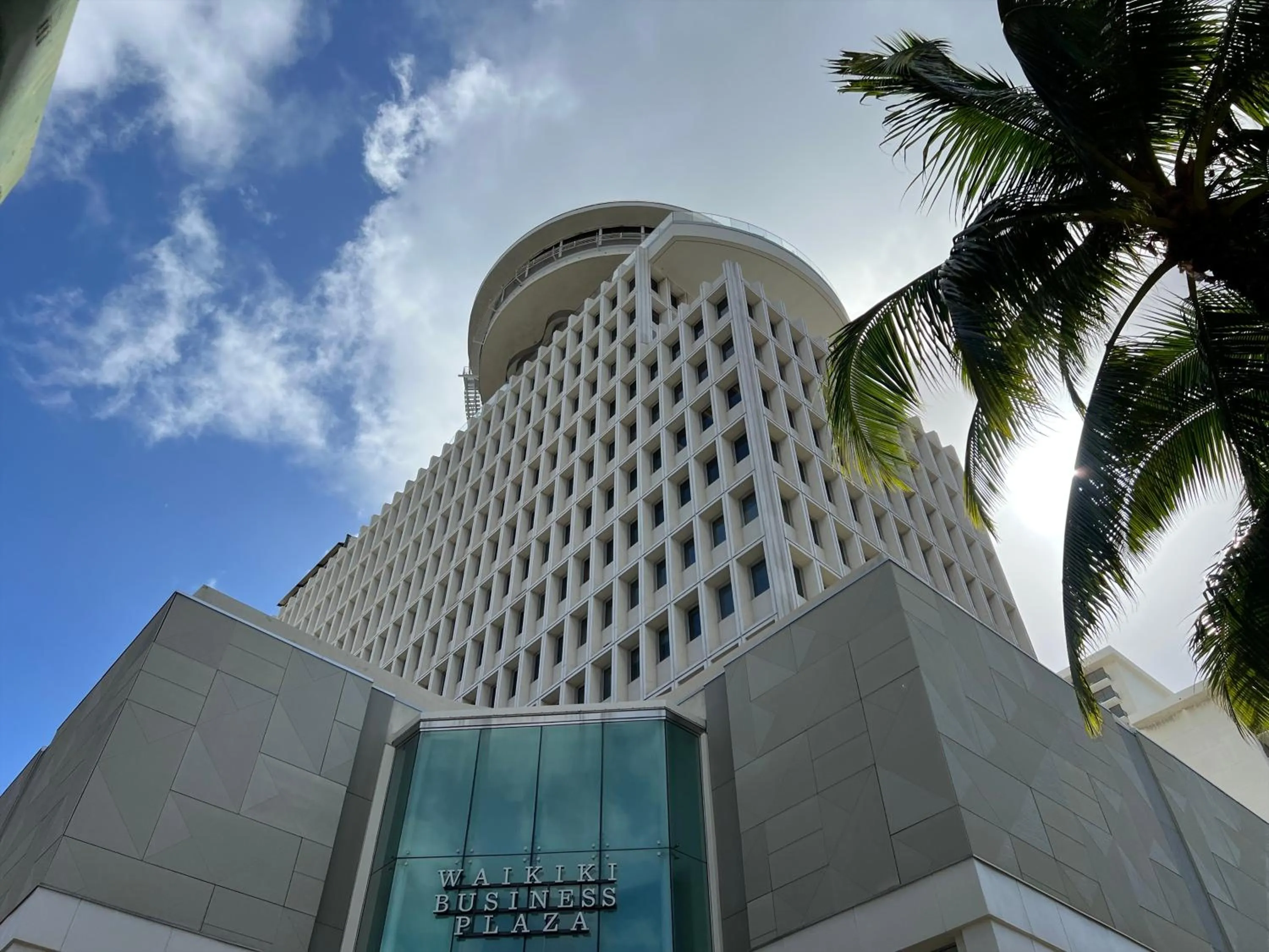 Property building in First Cabin International Hawaii