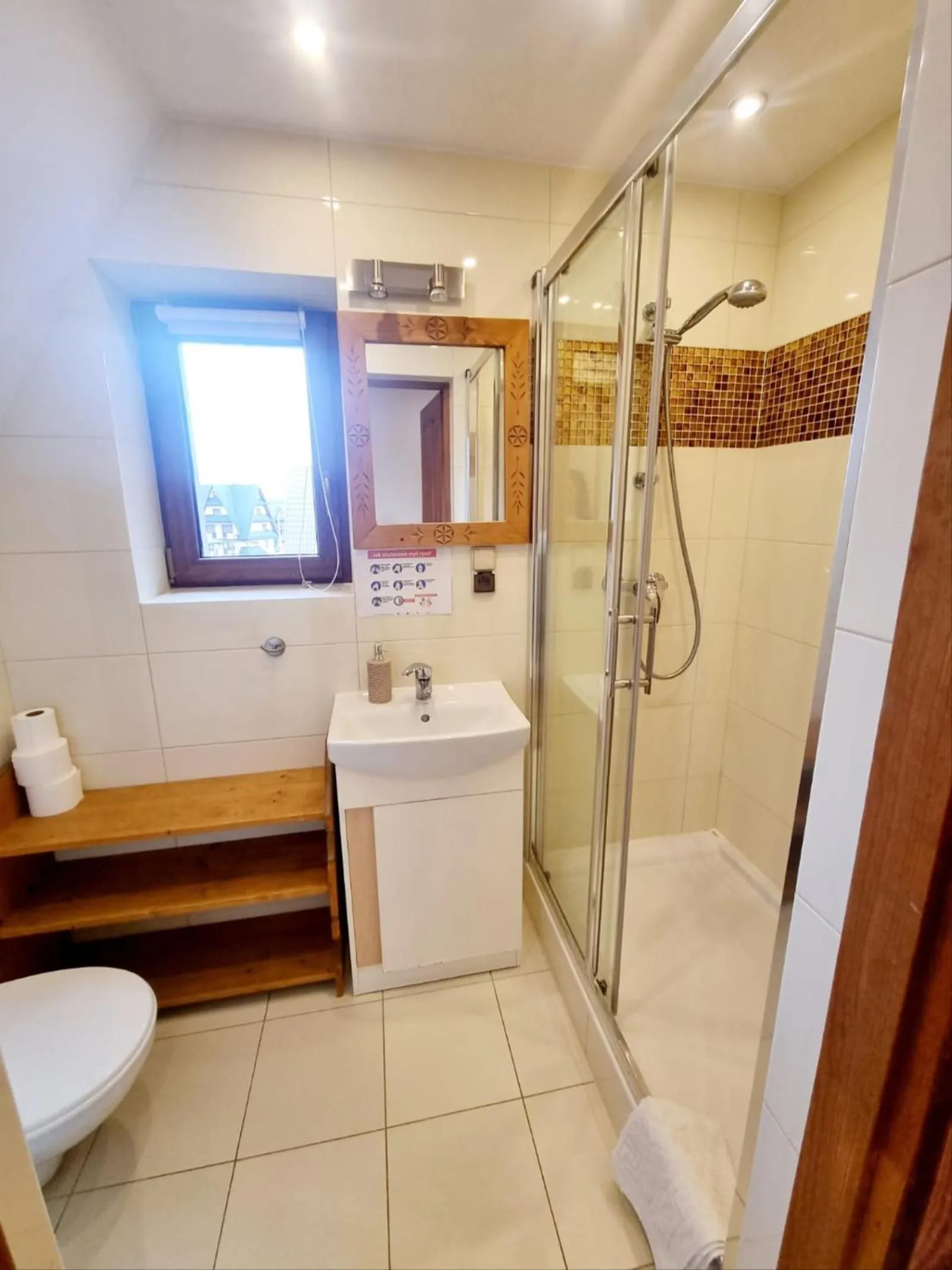 Shower in Willa Regina II Resort & SPA