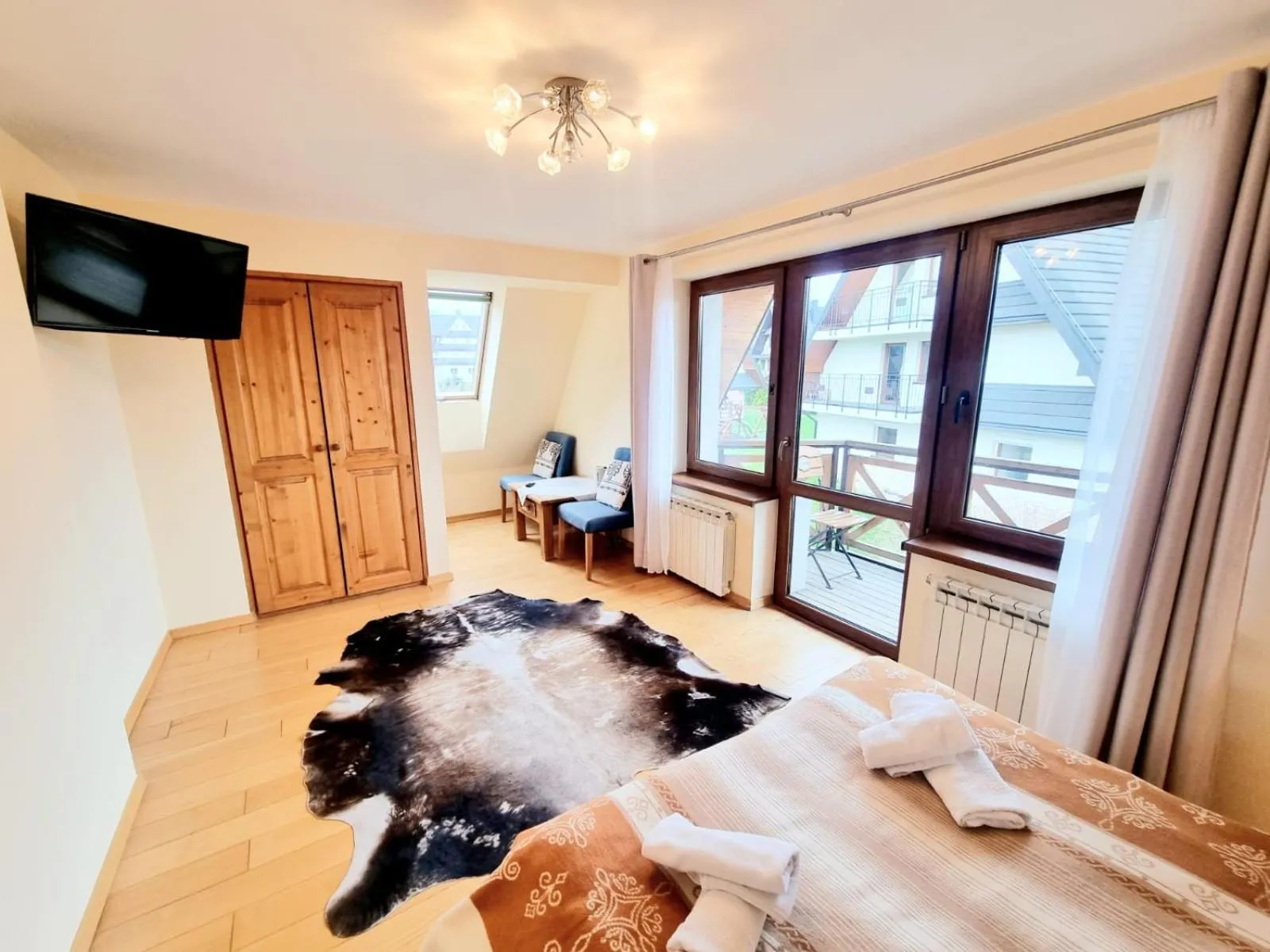 Photo of the whole room, Bed in Willa Regina II Resort & SPA