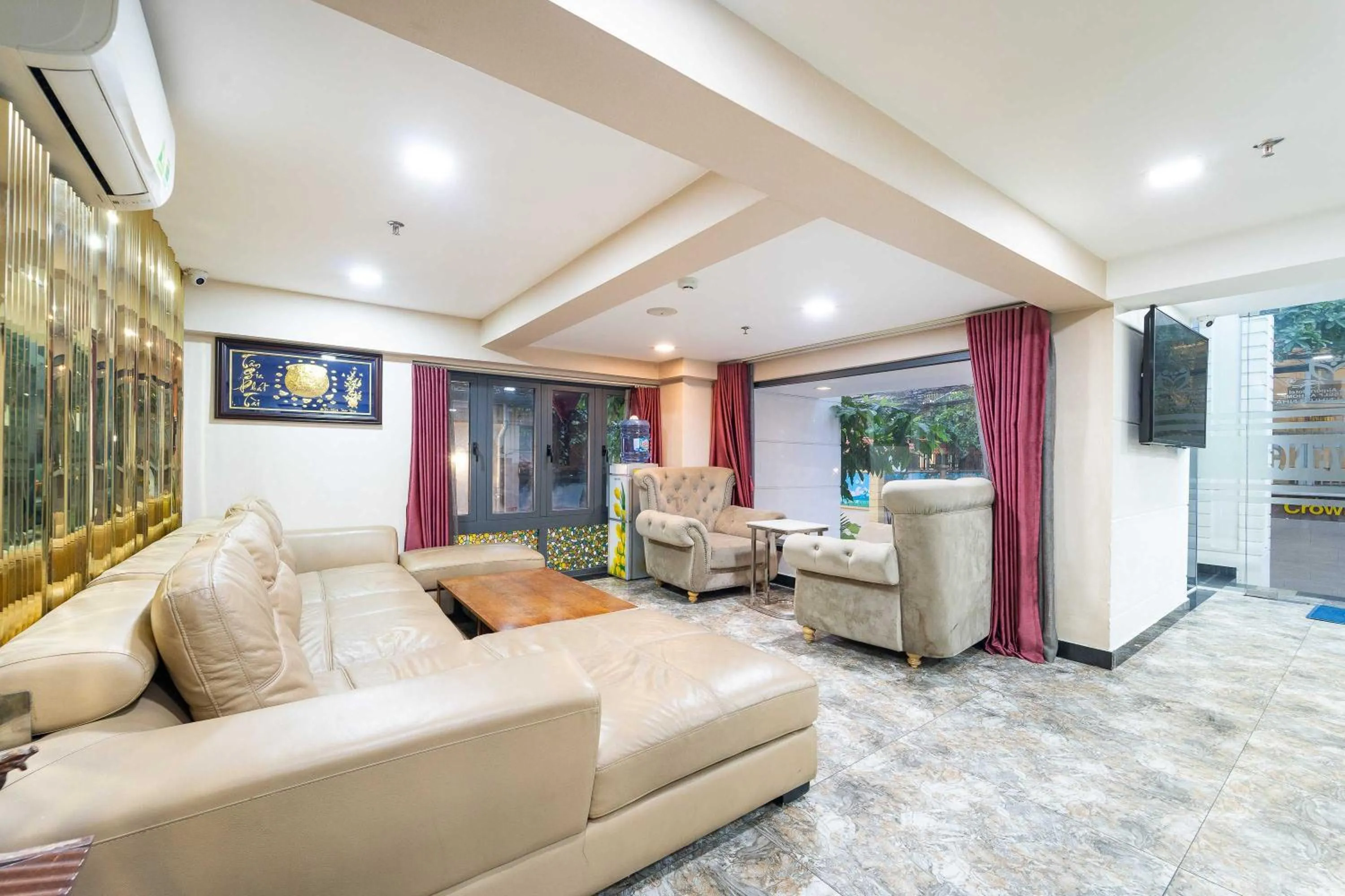 Lobby or reception in Collection O Havana Airport Hotel