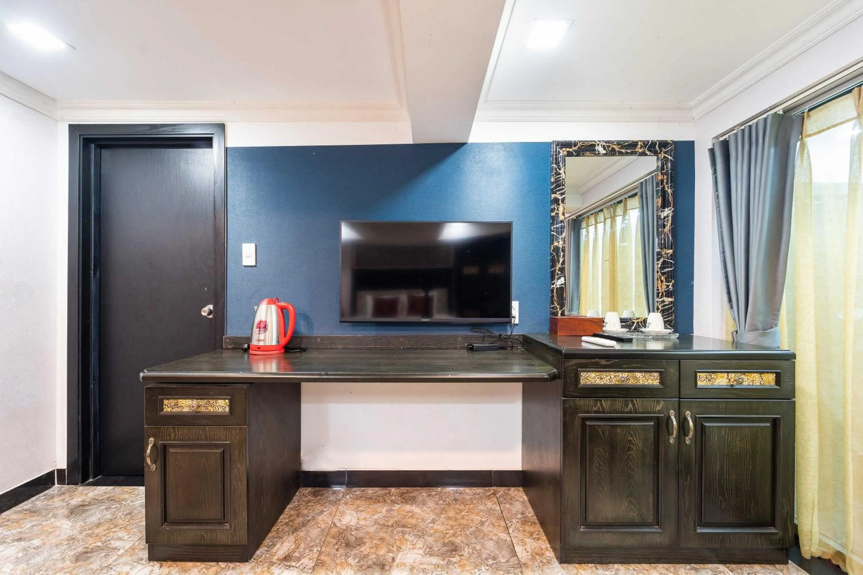 Bedroom in Collection O Havana Airport Hotel