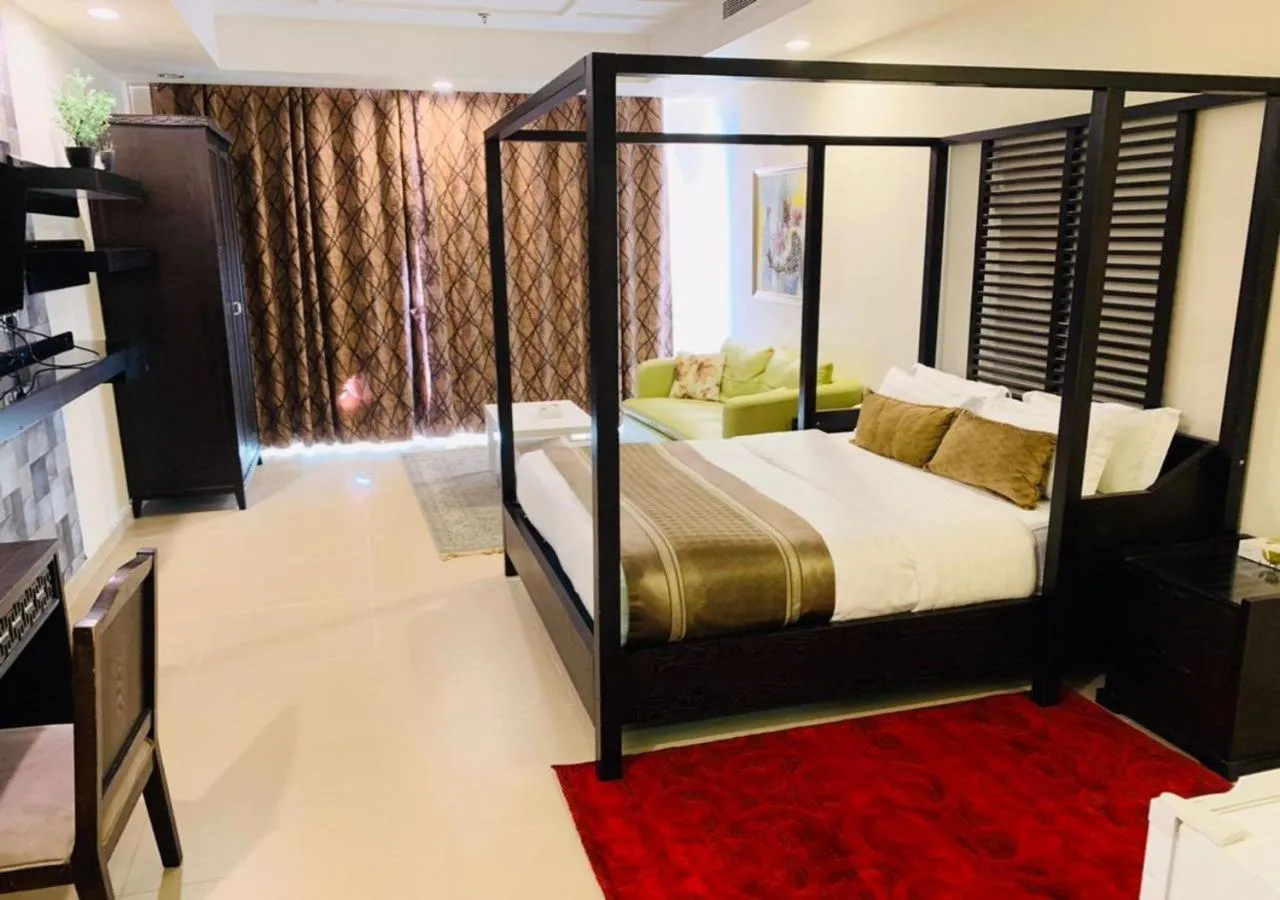 Street view in MIRA SUITES PRINCE SULTAN ROAD JEDDAH