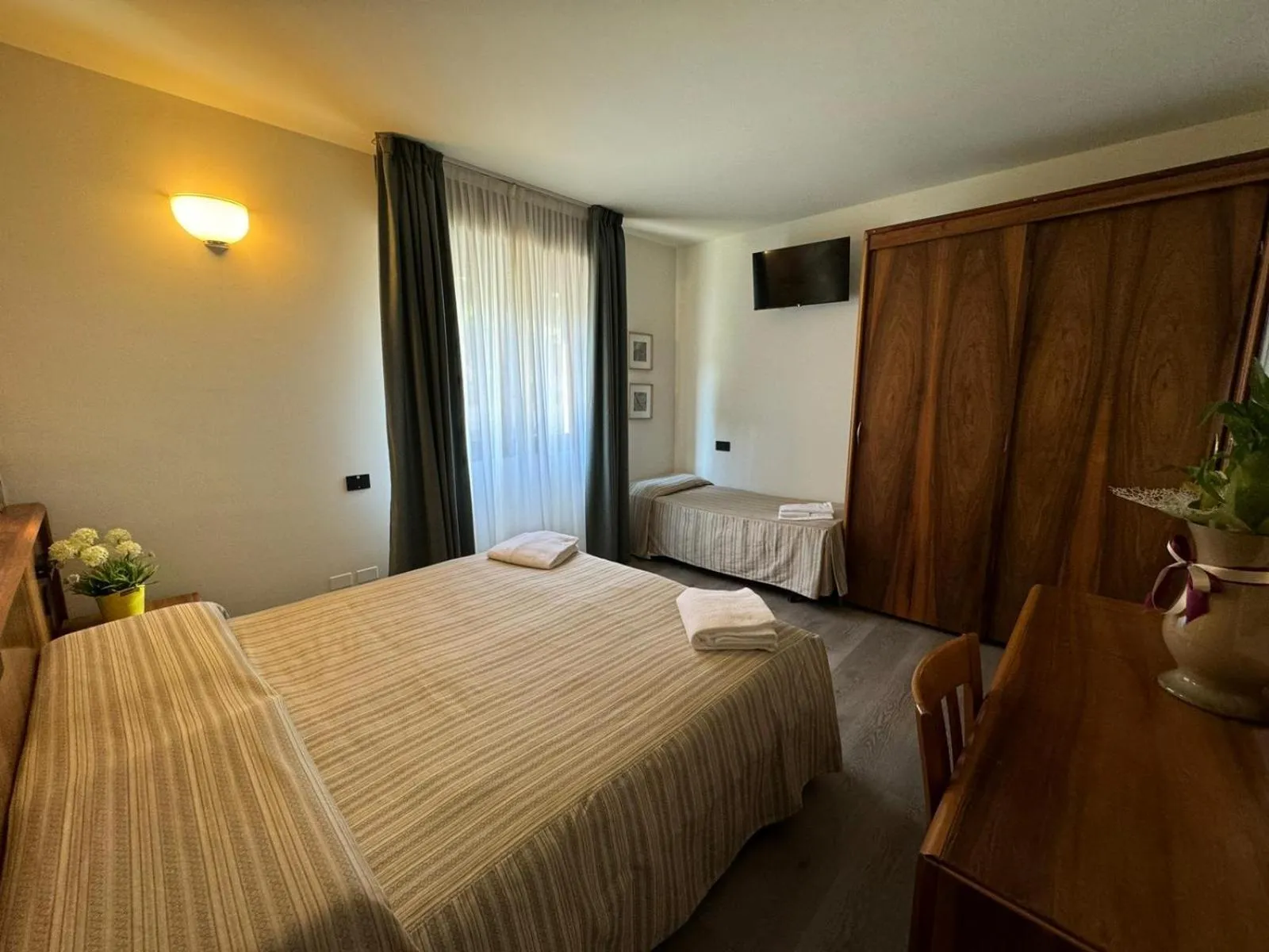 Bed in Continental Hotel