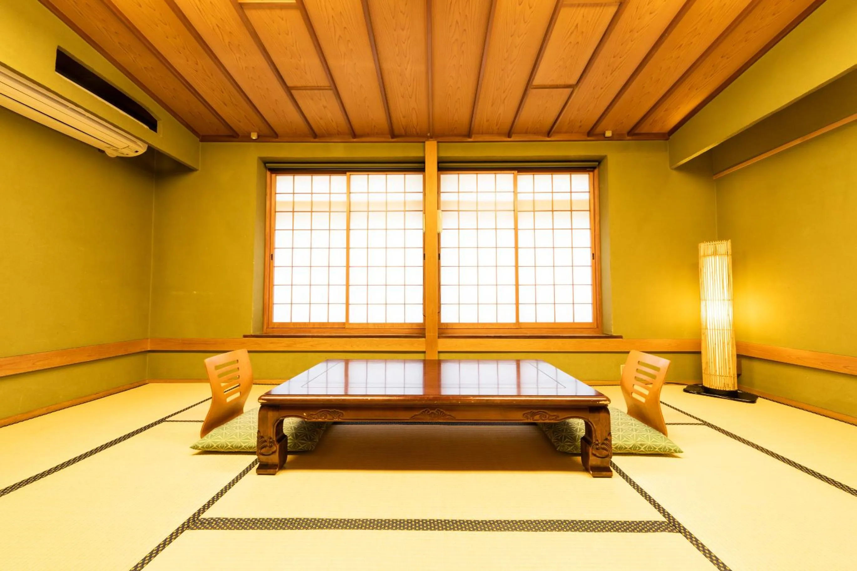 Photo of the whole room in Yamadaya Ryokan