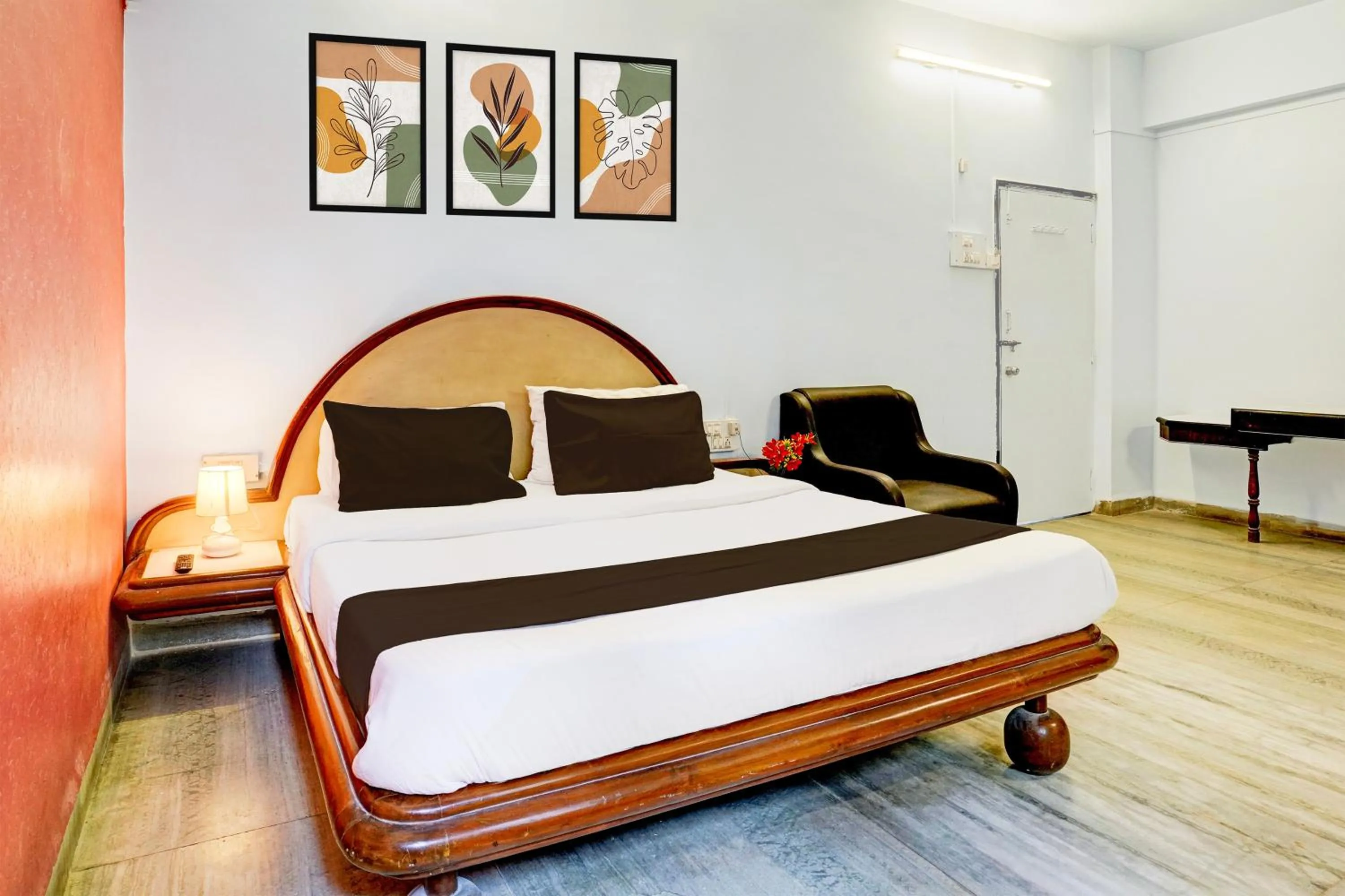 Bedroom, Bed in Hotel O Padampura Near Railway Station