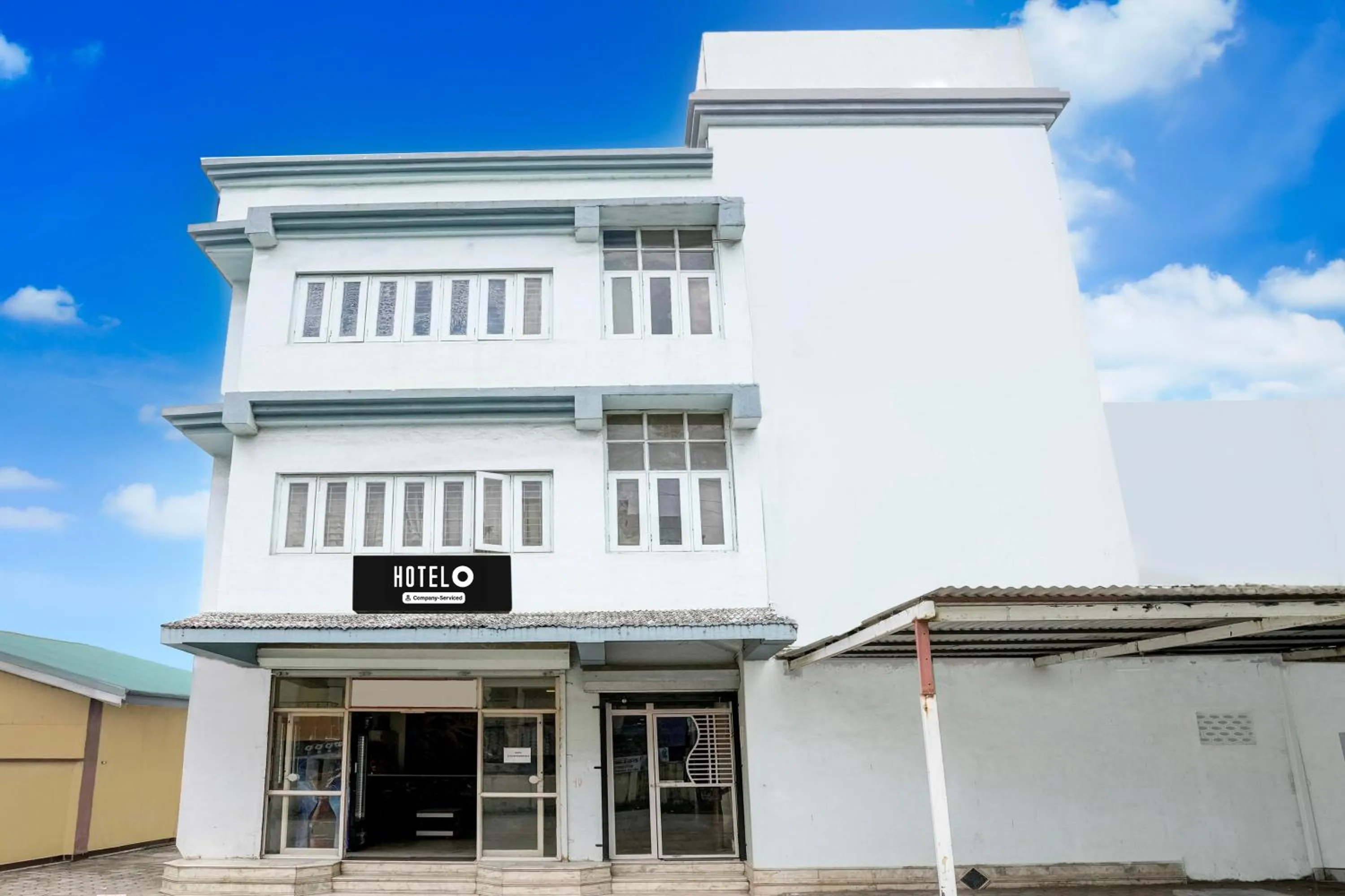 Facade/entrance in Hotel O Padampura Near Railway Station