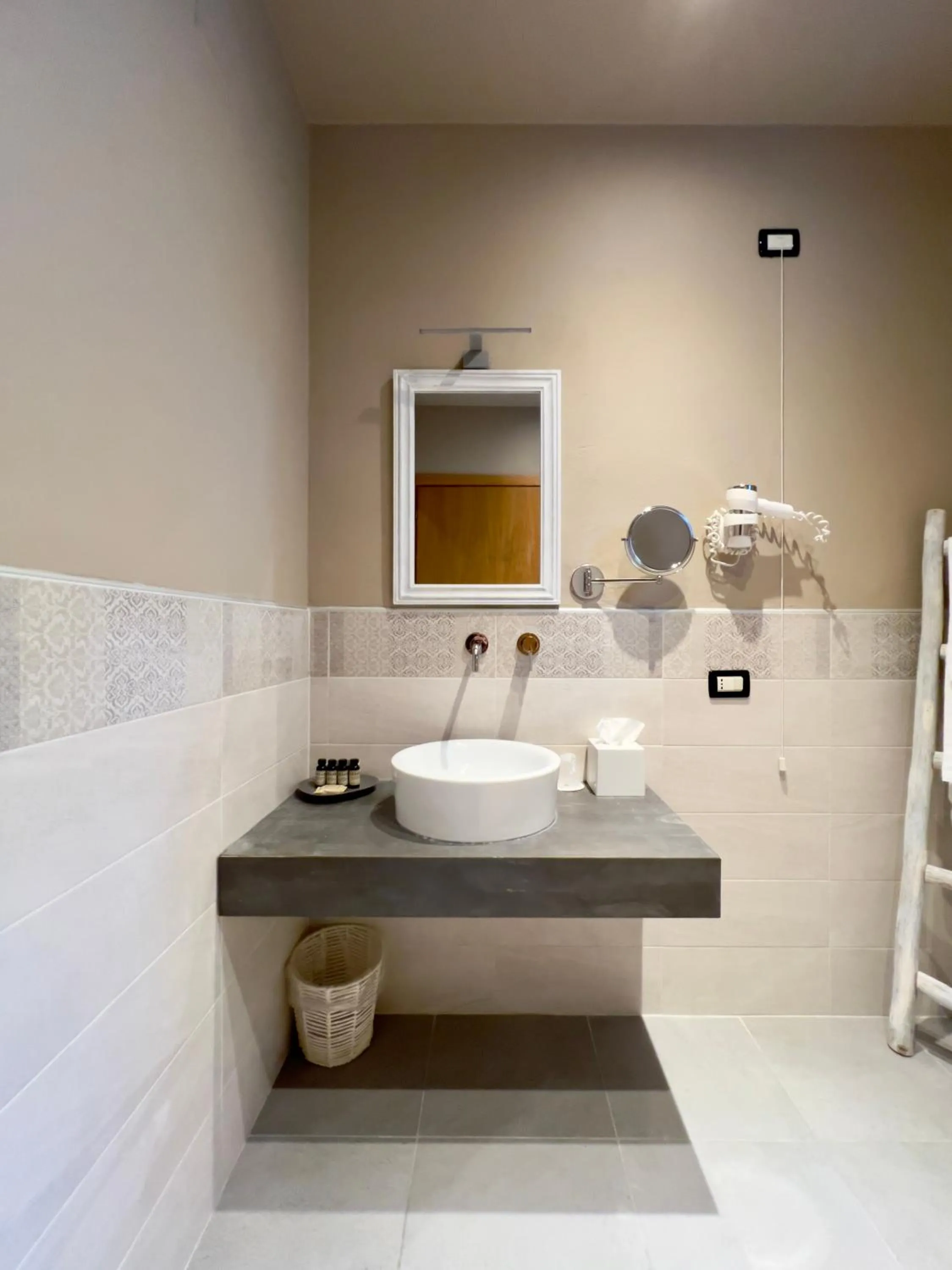 Bathroom in Hotel Villa Maria Au Lac - Estella Hotels Italia