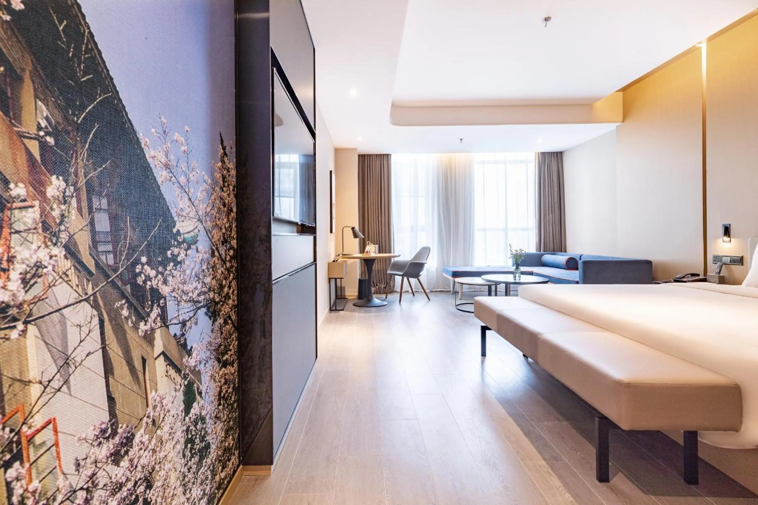 Bedroom, Bed in Atour Hotel Wuhan Donghu Yuejiazui