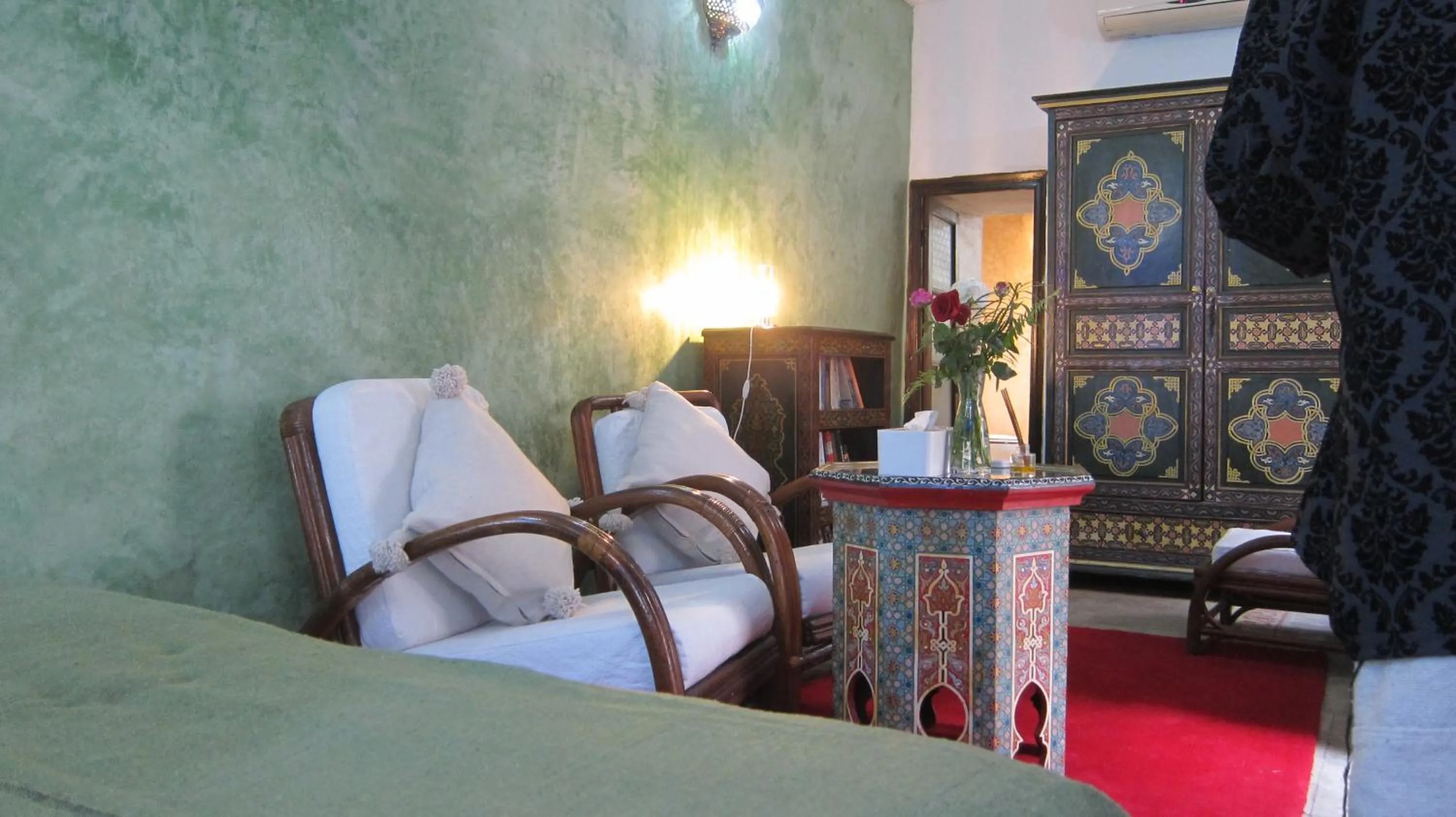 Seating area, Bed in Riad Maizie