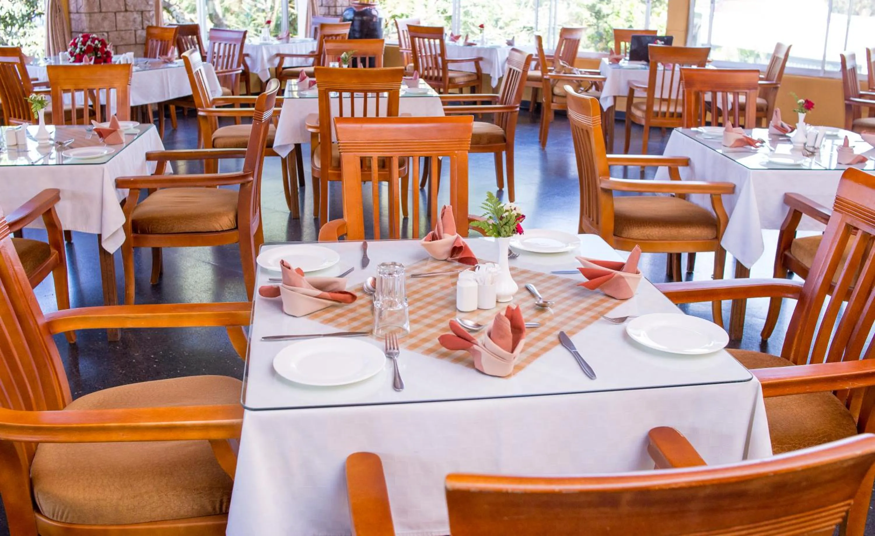 Restaurant/places to eat in Fairway Hotel & Spa