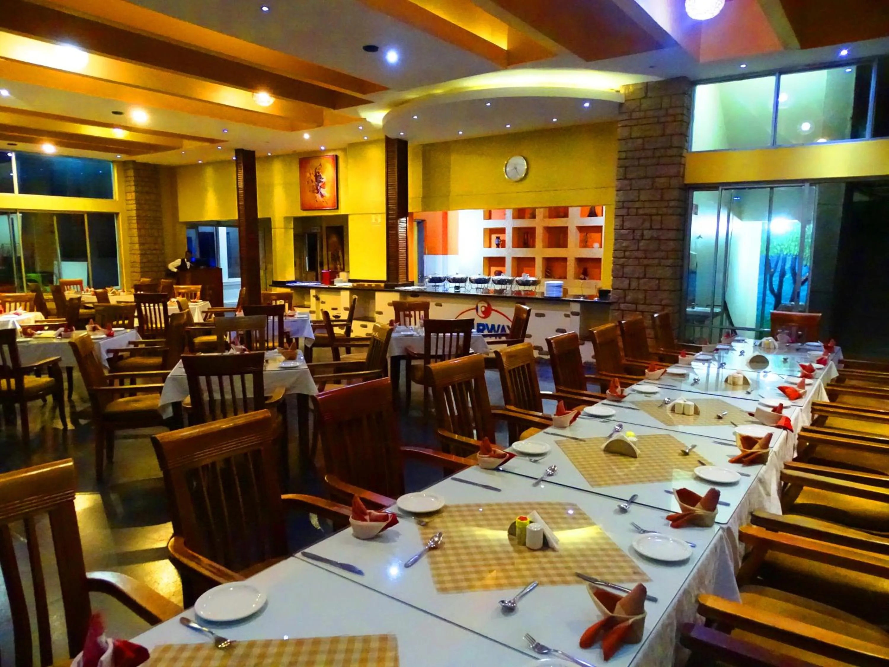 Food and drinks in Fairway Hotel & Spa