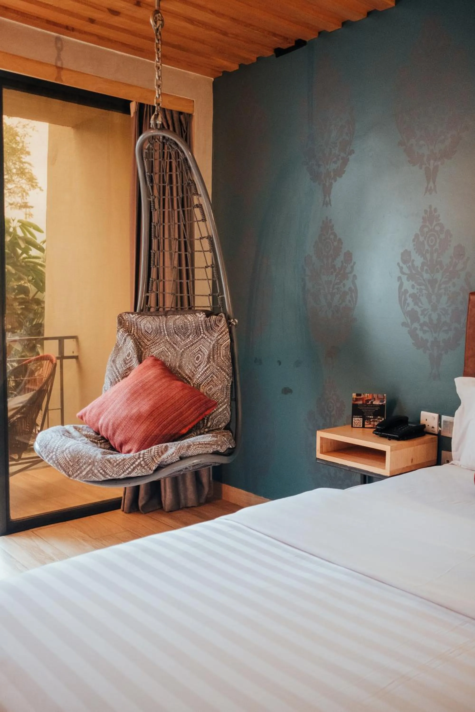 View (from property/room), Bed in Fairway Hotel & Spa