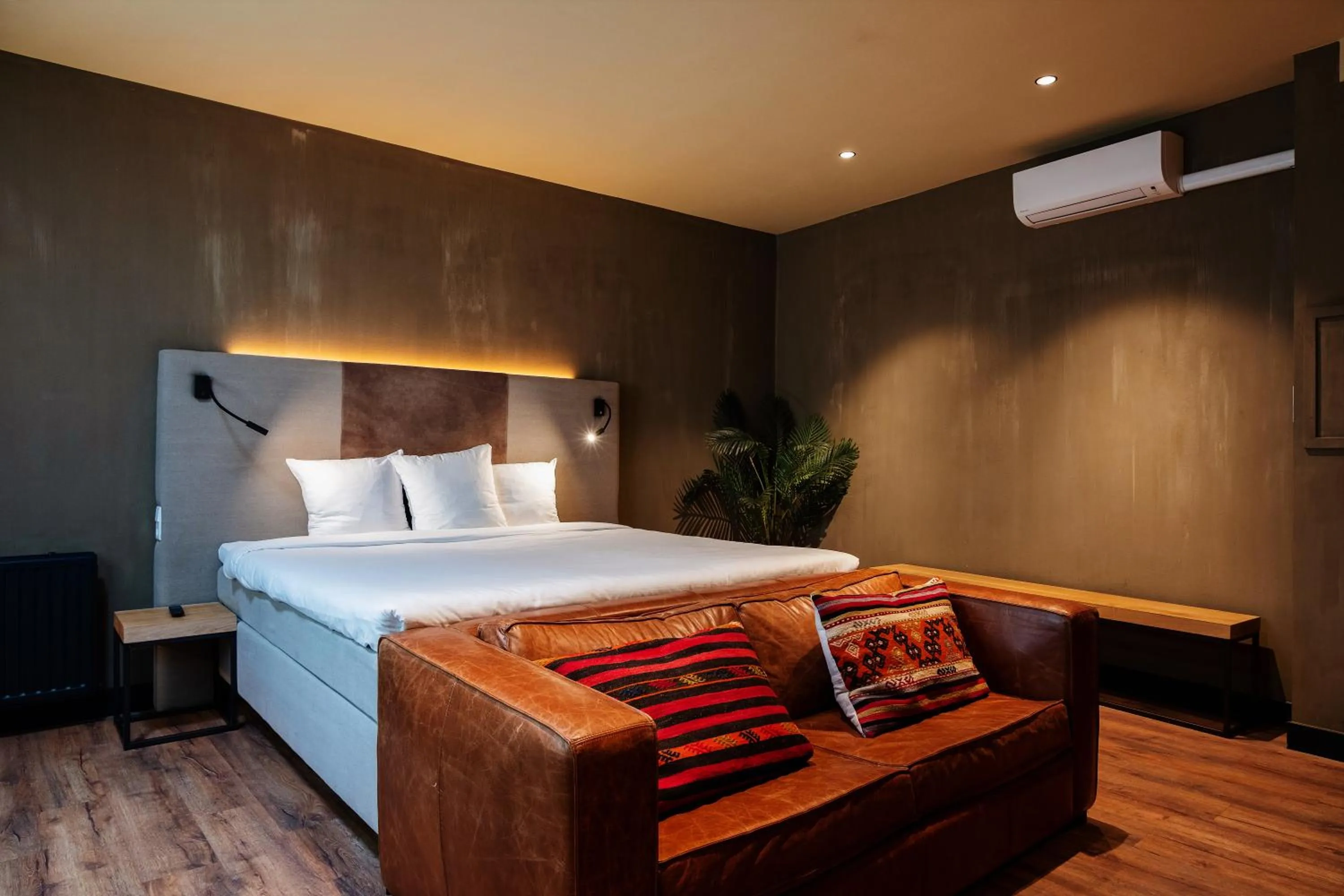 Bed in City Center Lodge Utrecht