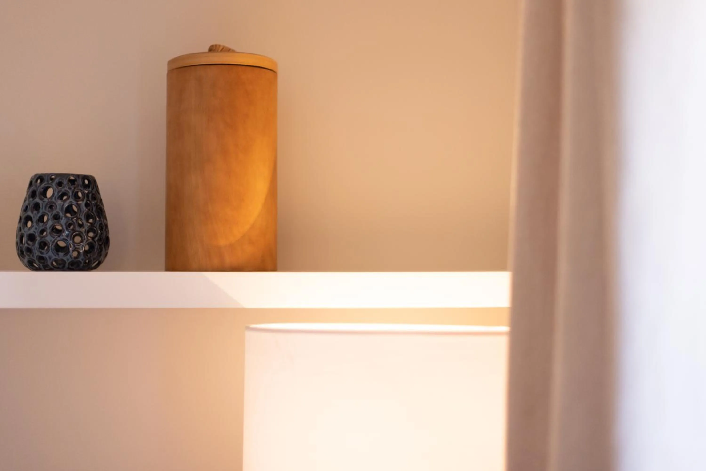 Decorative detail in Hotel des Lices