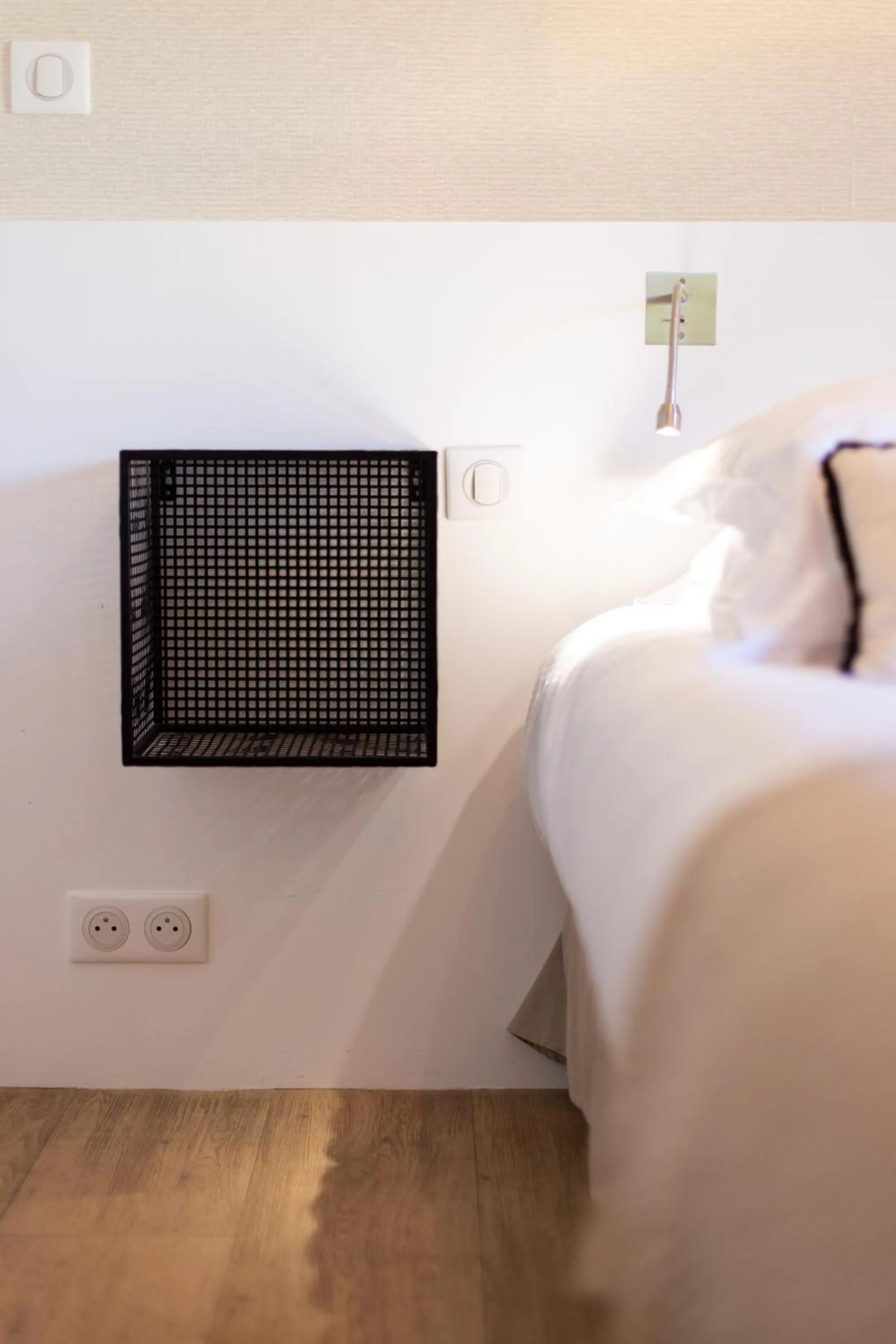 Bed in Hotel des Lices