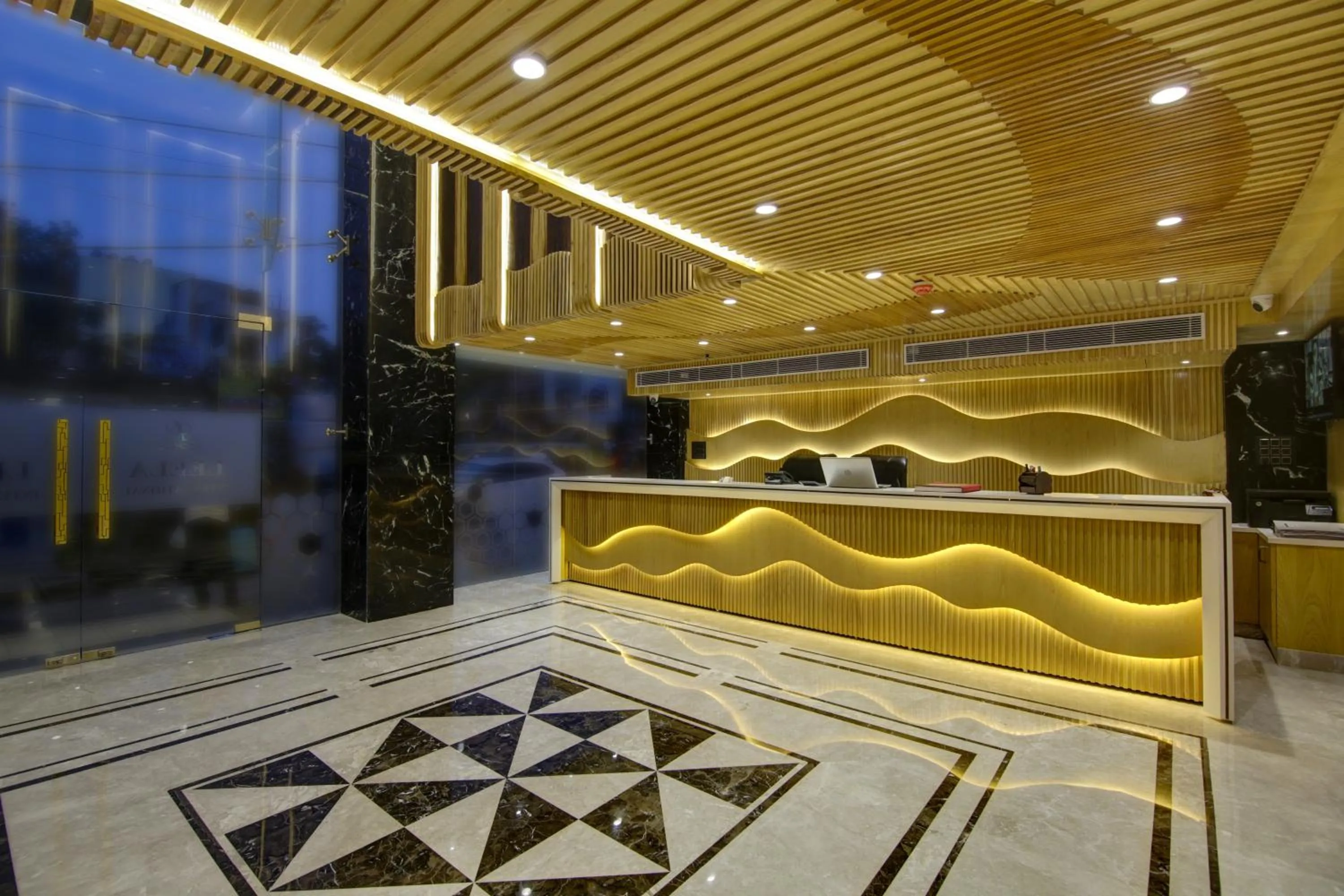 Lobby or reception in The Leena International-Near Connaught Place & New Delhi Railway Station