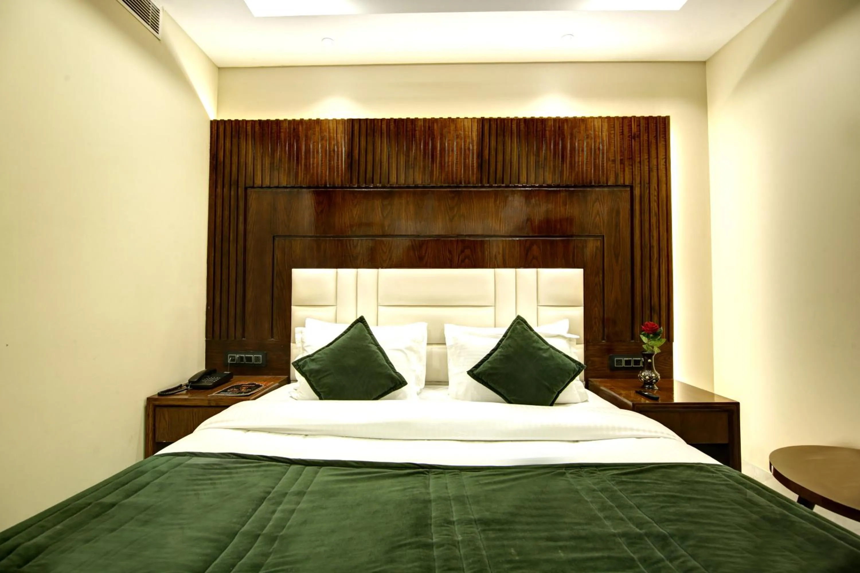 Bedroom, Bed in The Leena International-Near Connaught Place & New Delhi Railway Station