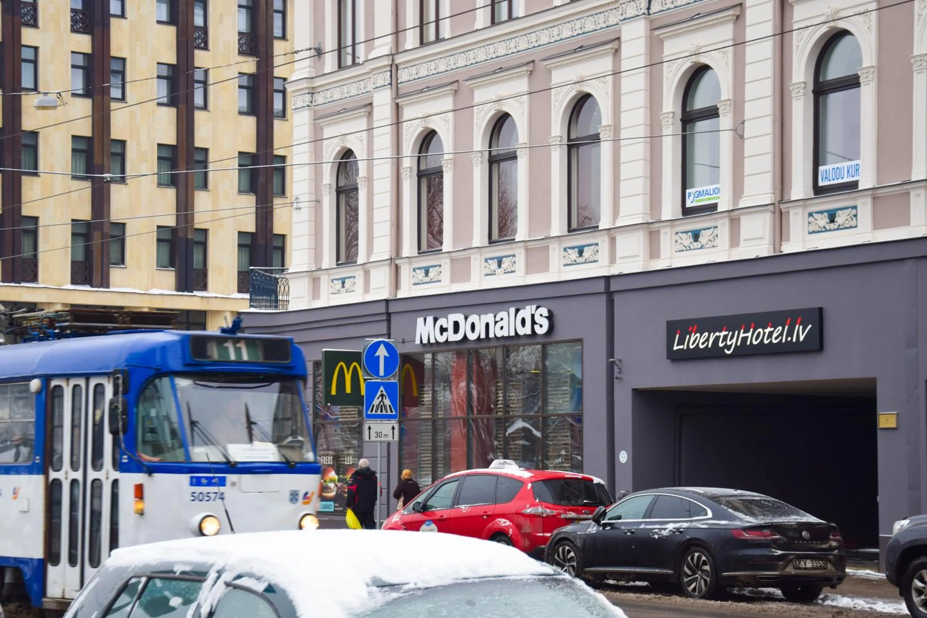 Restaurant/places to eat in Liberty