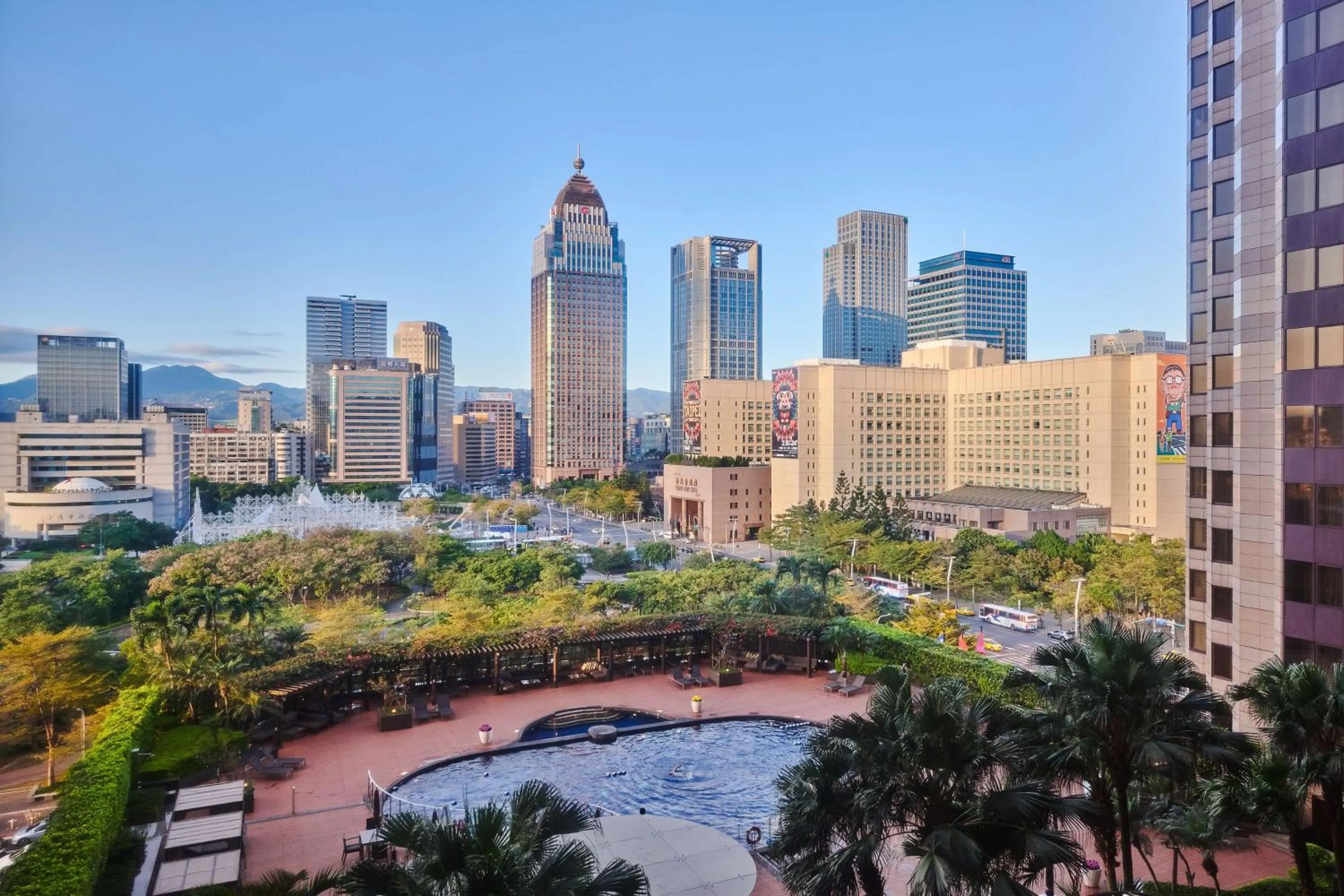 Pool view in Grand Hyatt Taipei