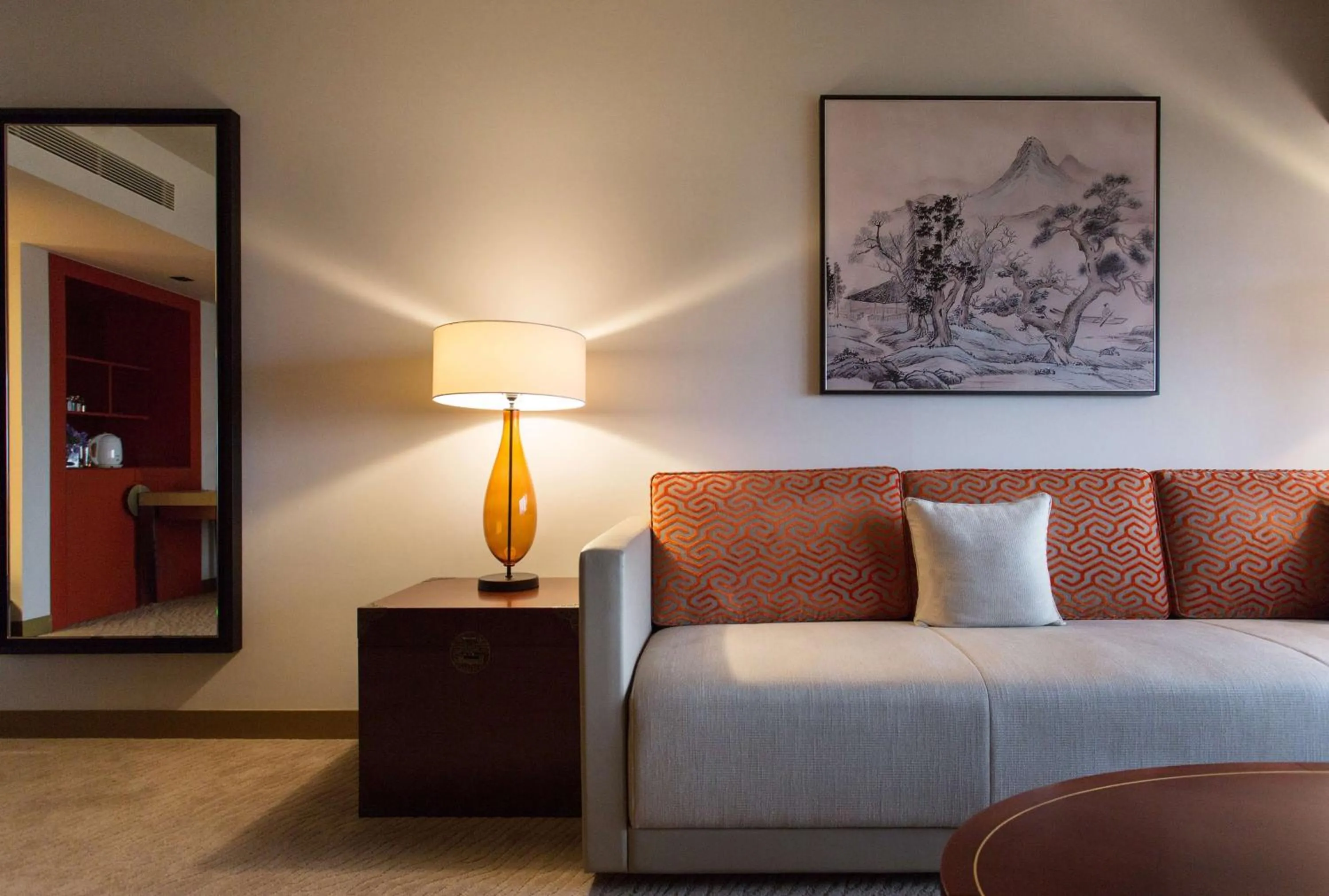 Photo of the whole room, Bed in Grand Hyatt Taipei