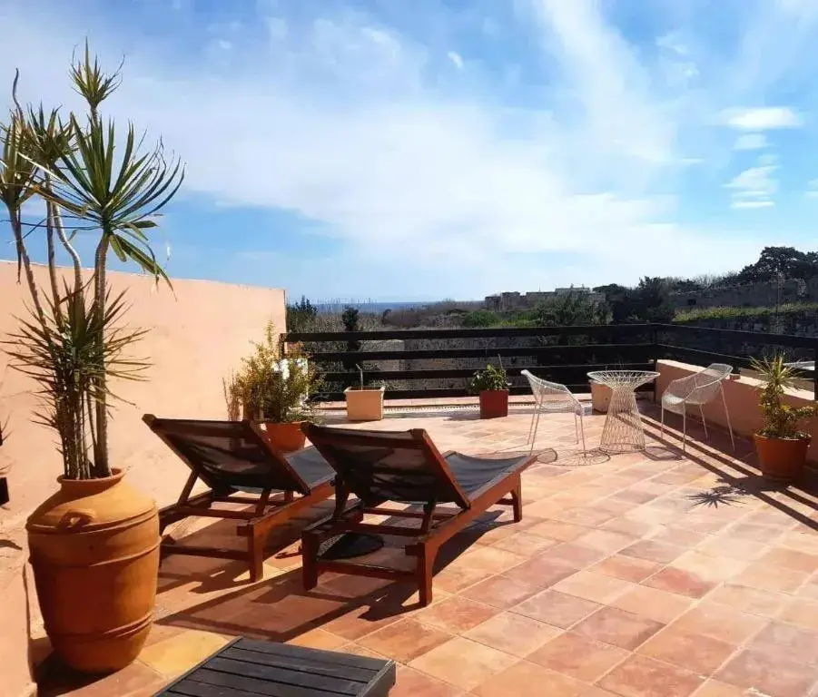 Superior Double Room with Private Terrace in Saint Michel Hotel Old Town Superior Double Room with Private Terrace in Saint Michel Hotel Old Town