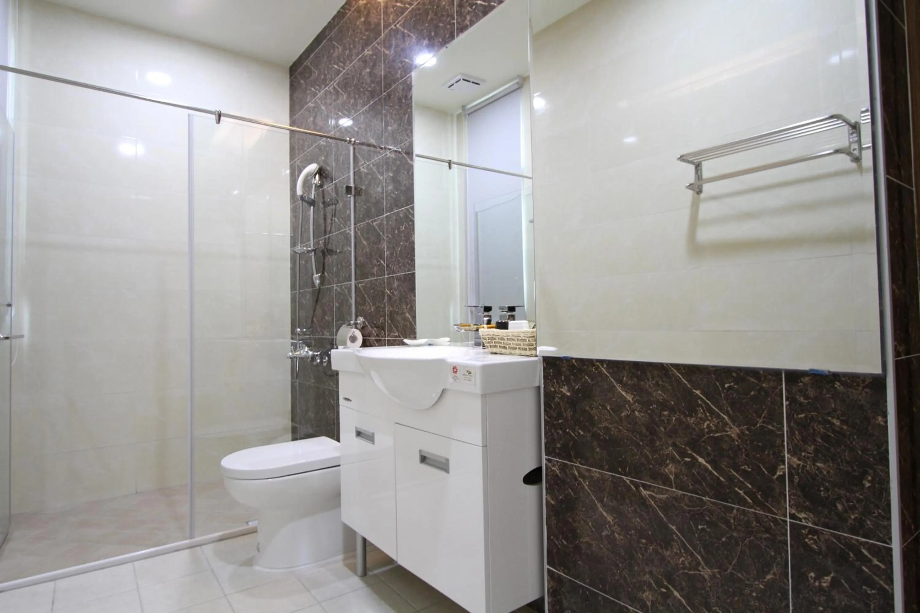 Bathroom in Silia Hostel