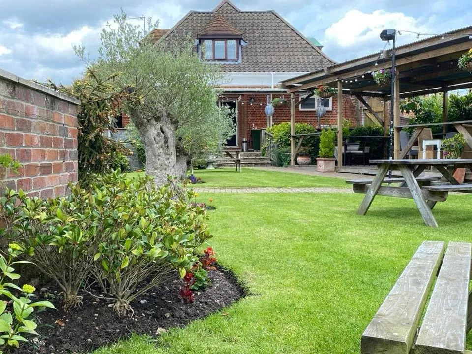 The Swan Motel, Gillingham