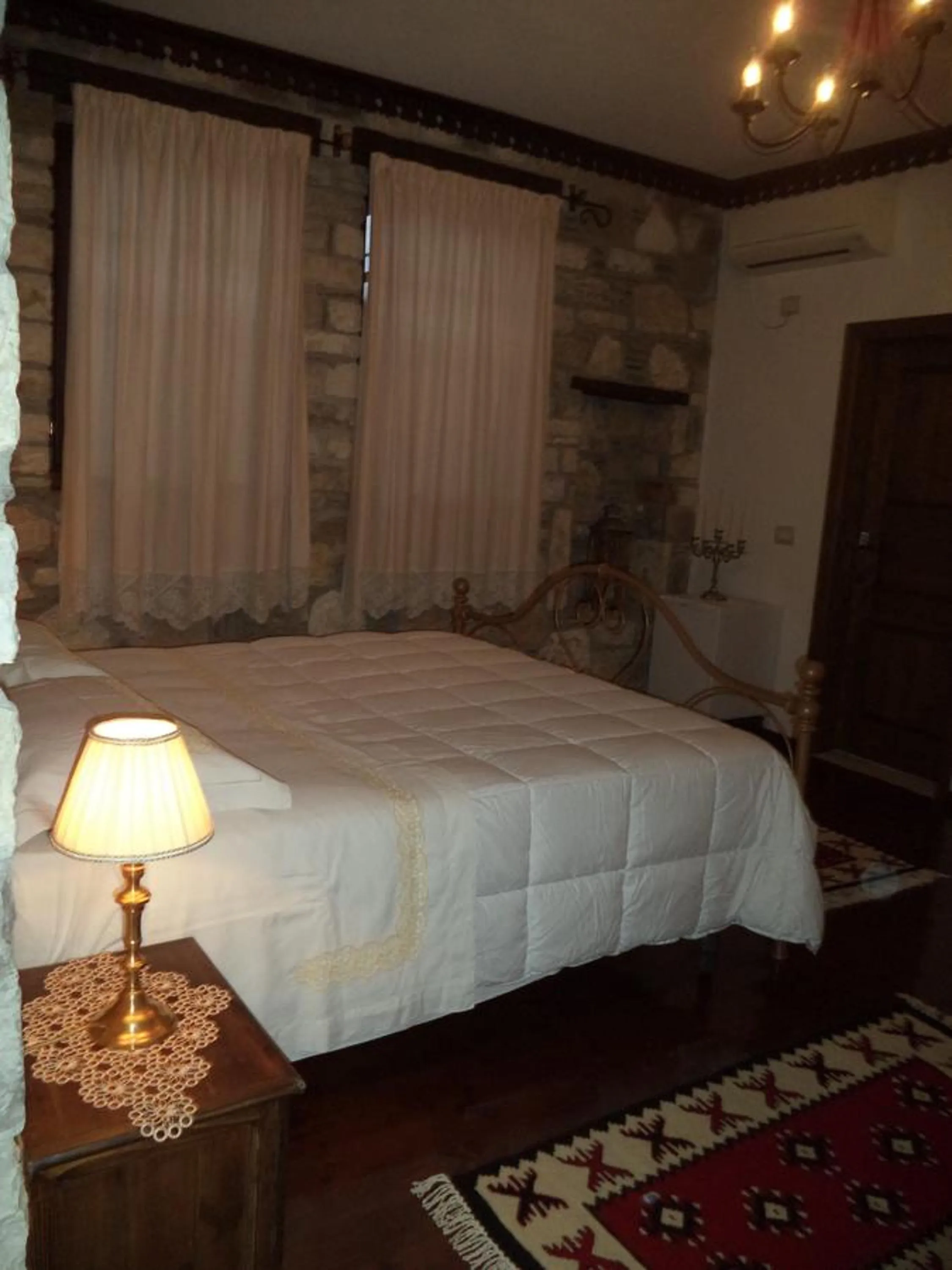 Decorative detail, Bed in Hotel Vila Aleksander