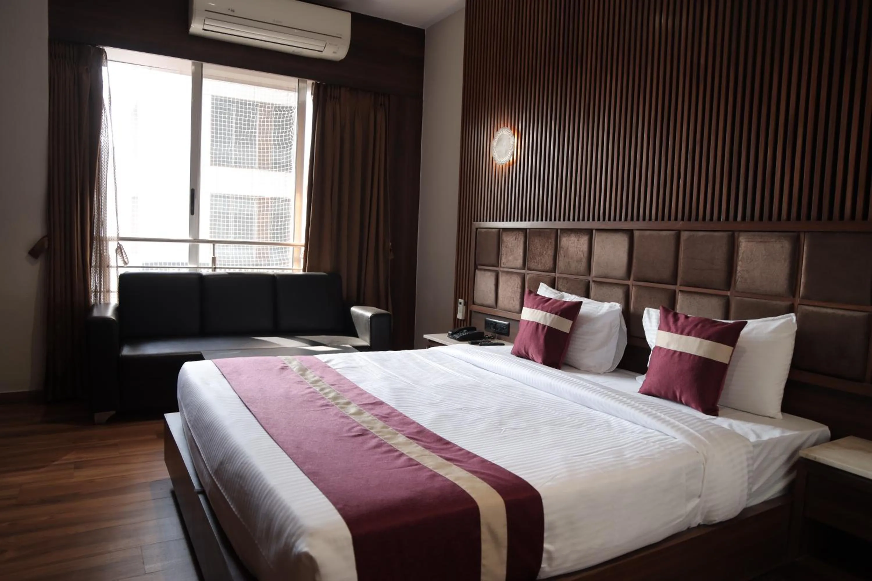 Vivotel Hotel Surat