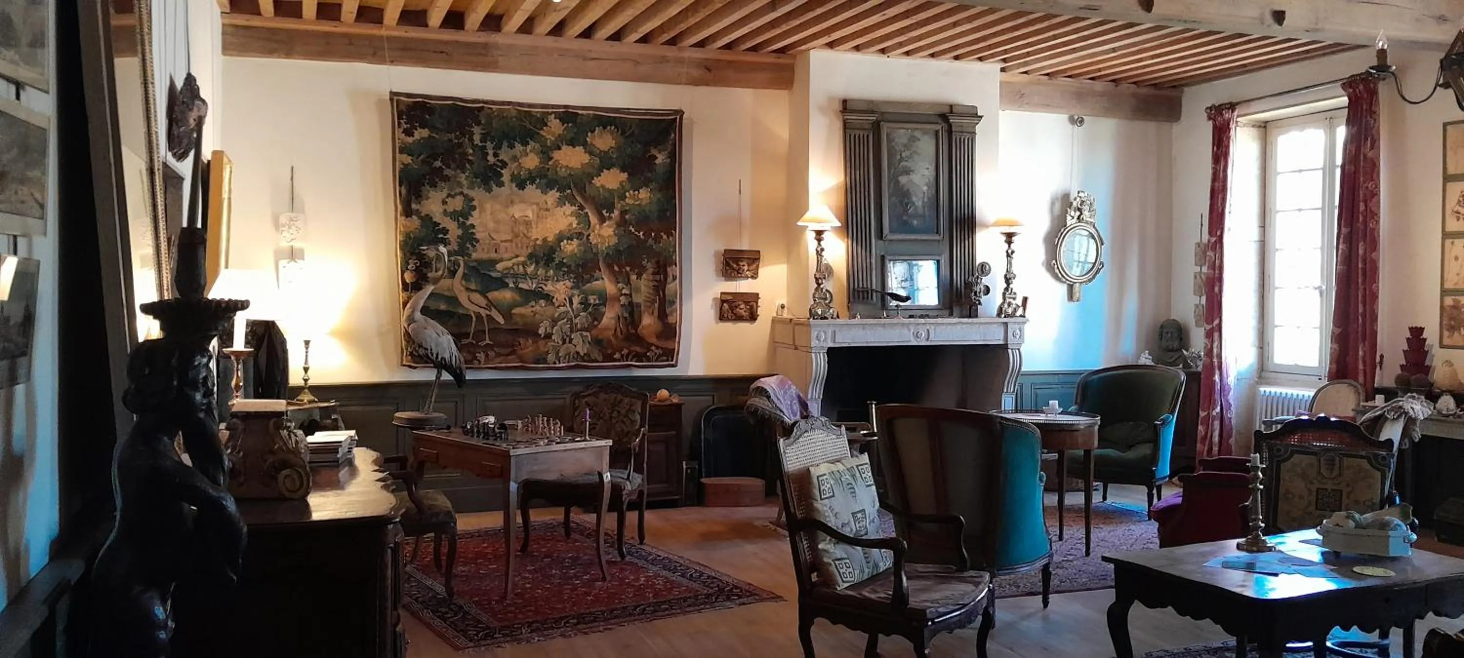 Living room in La Chanoinesse