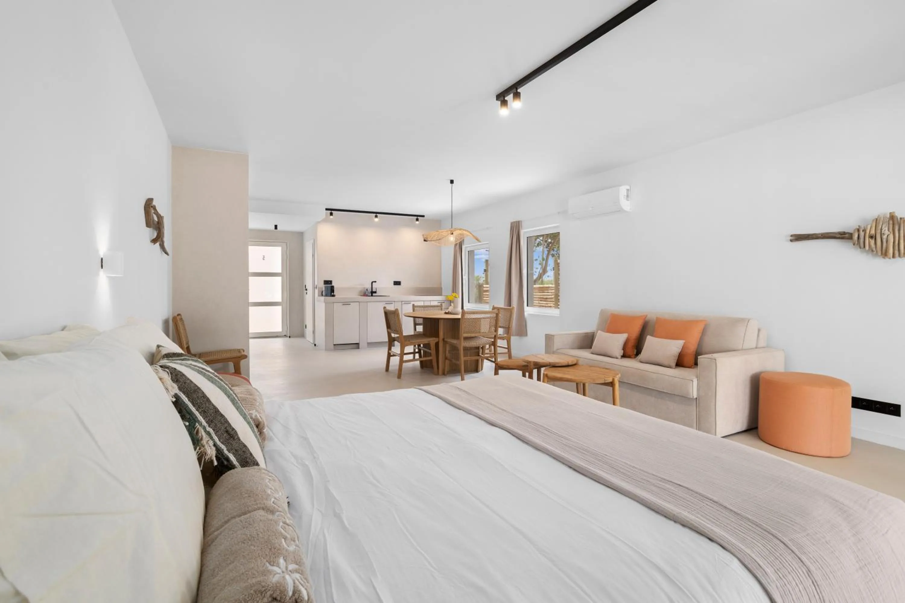 Bed in Sorobon Bay Hotel