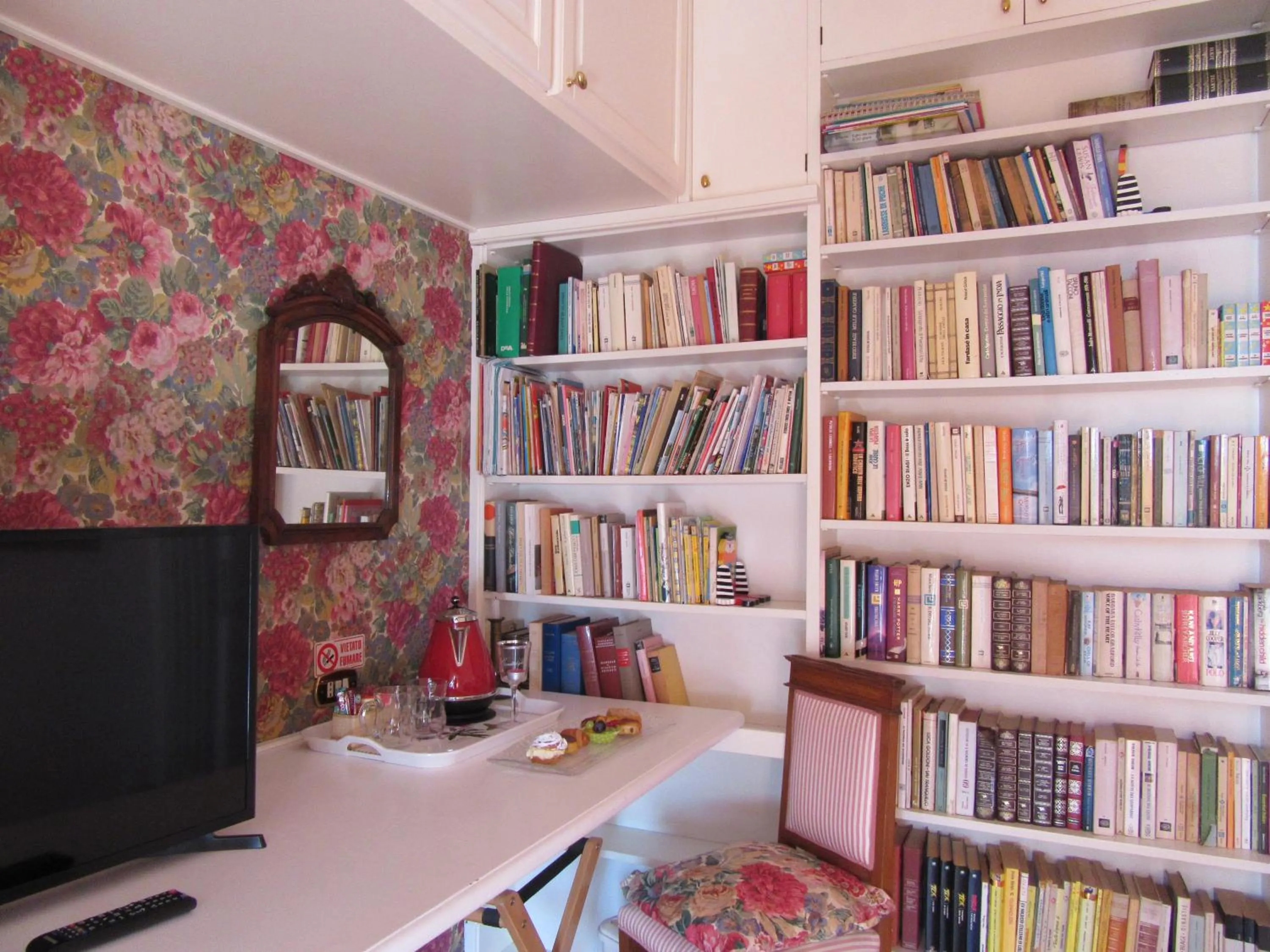 Coffee/tea facilities in B&B Le Palme