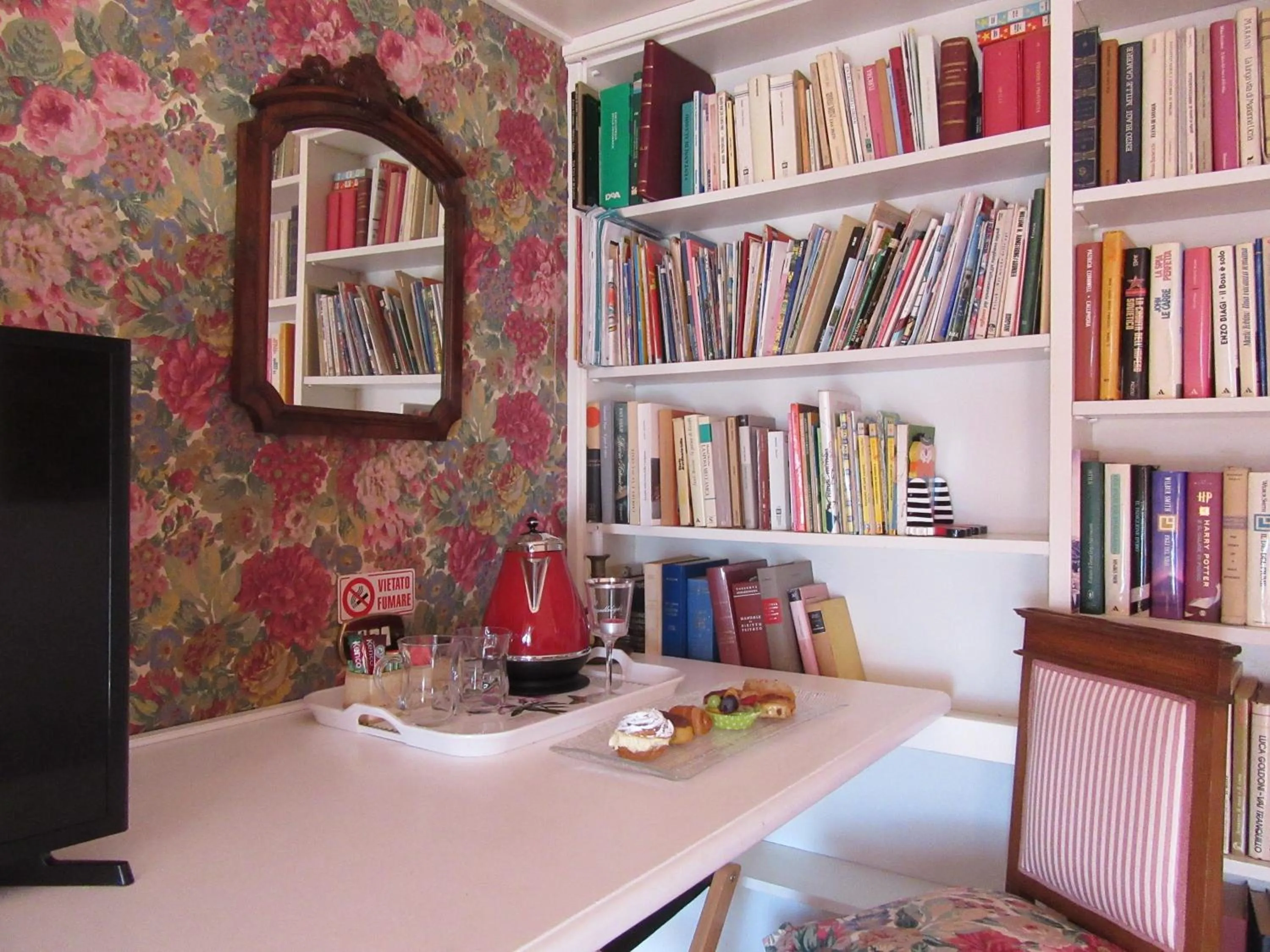 Coffee/tea facilities in B&B Le Palme