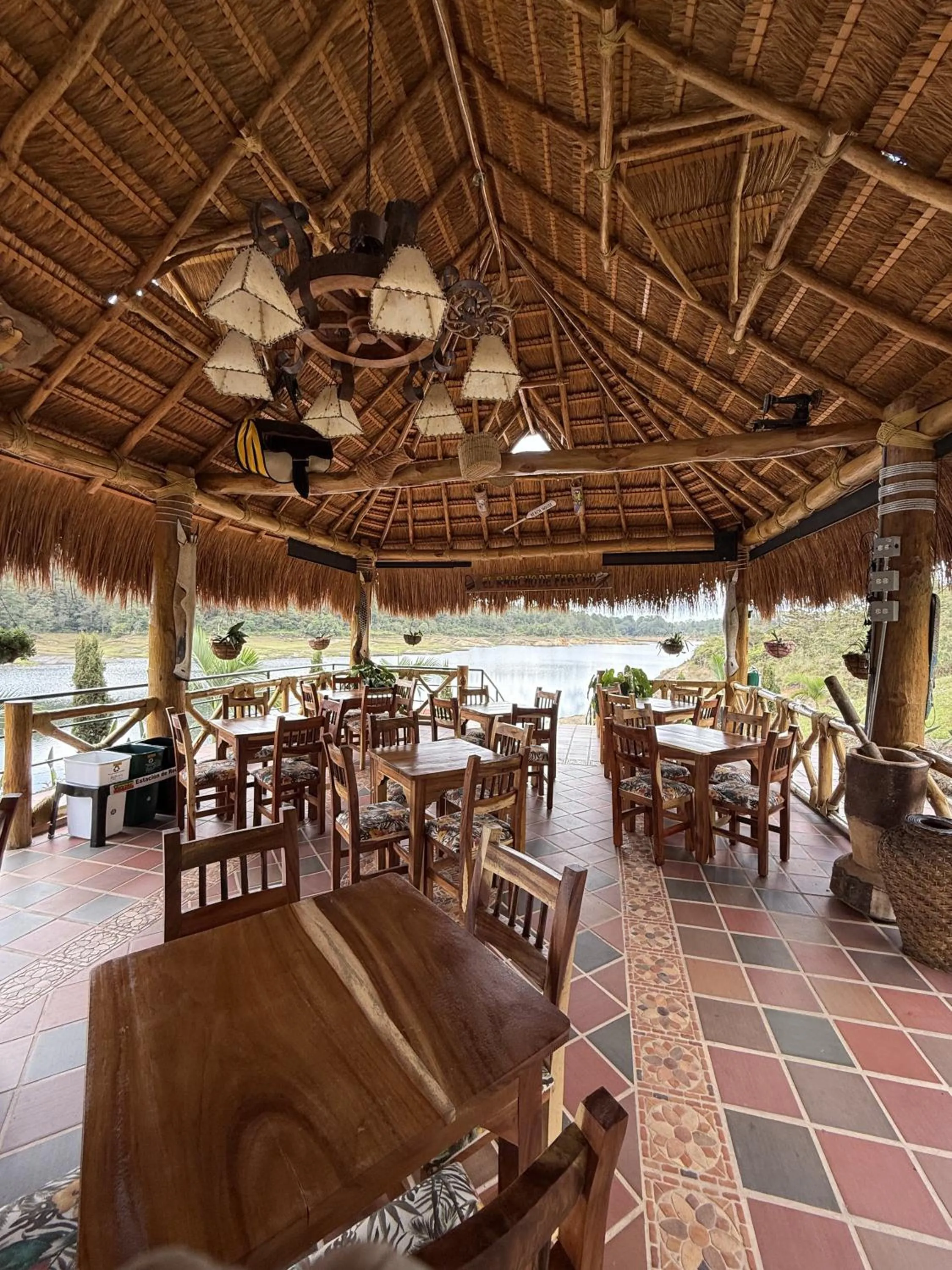 Restaurant/places to eat in EL NiDO HOTEL GUATAPE