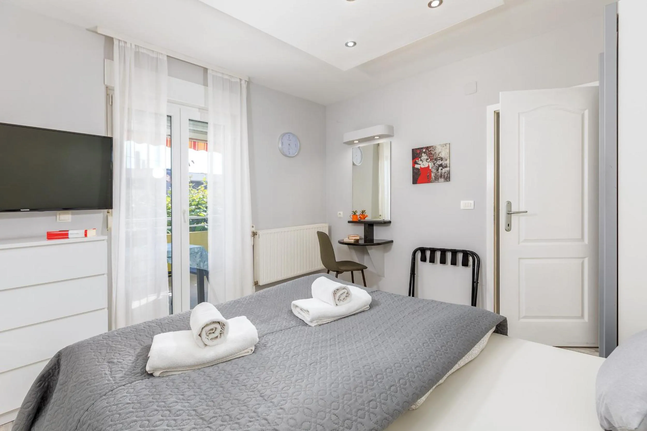 Bed in Apartments Ana-Maria