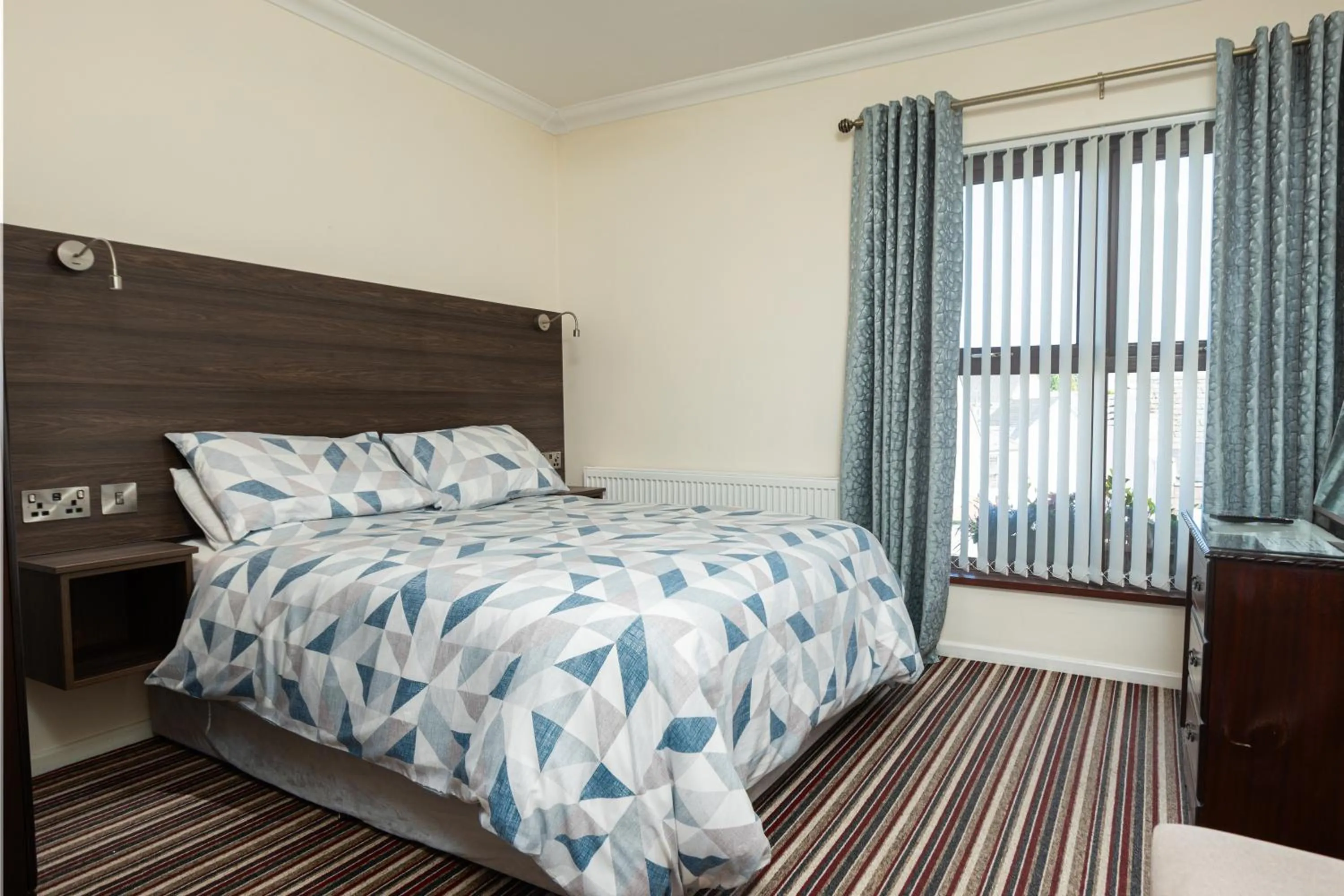 Bed in The Derg Arms B&B