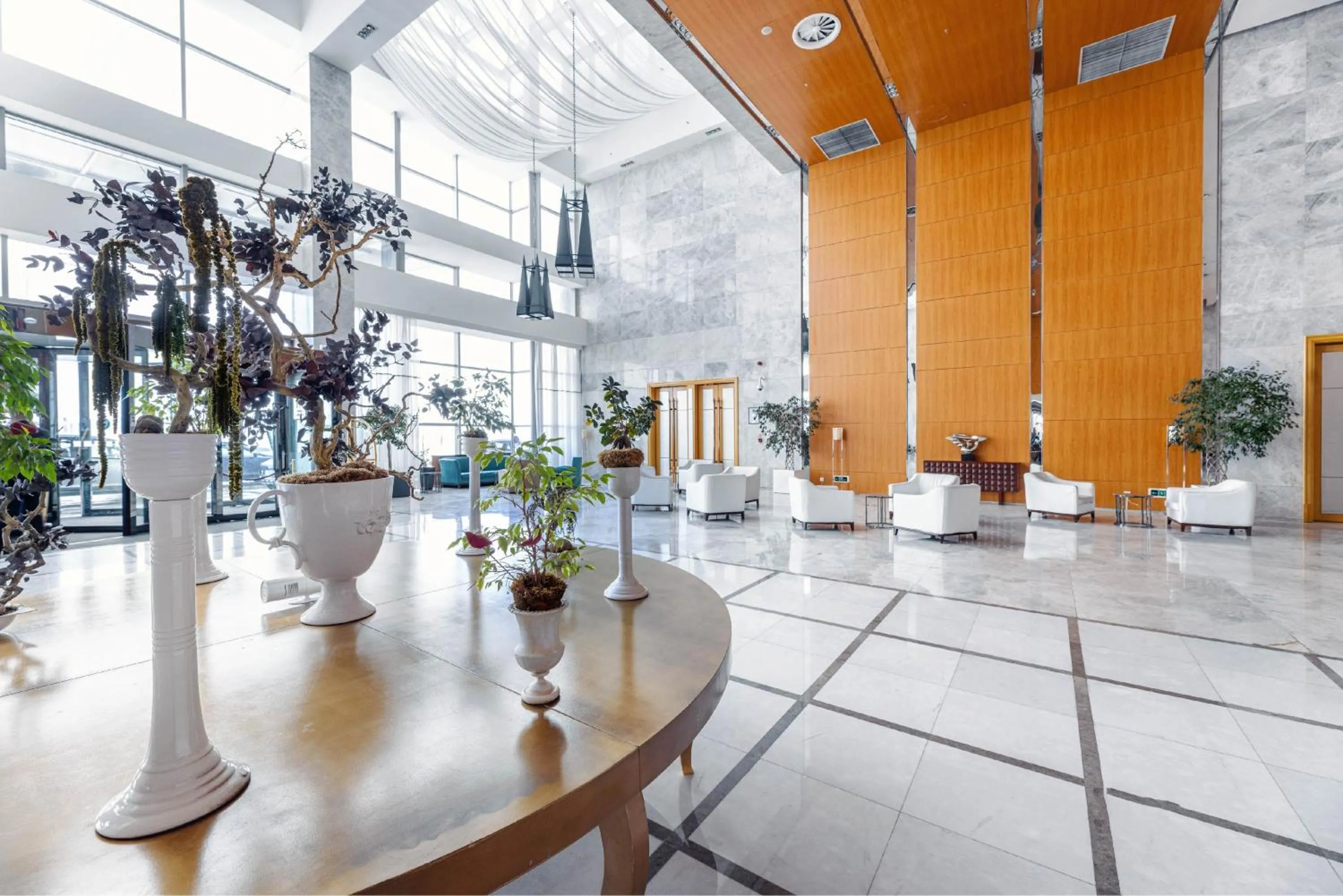 Lobby or reception in Hotels & Preference Hualing Tbilisi