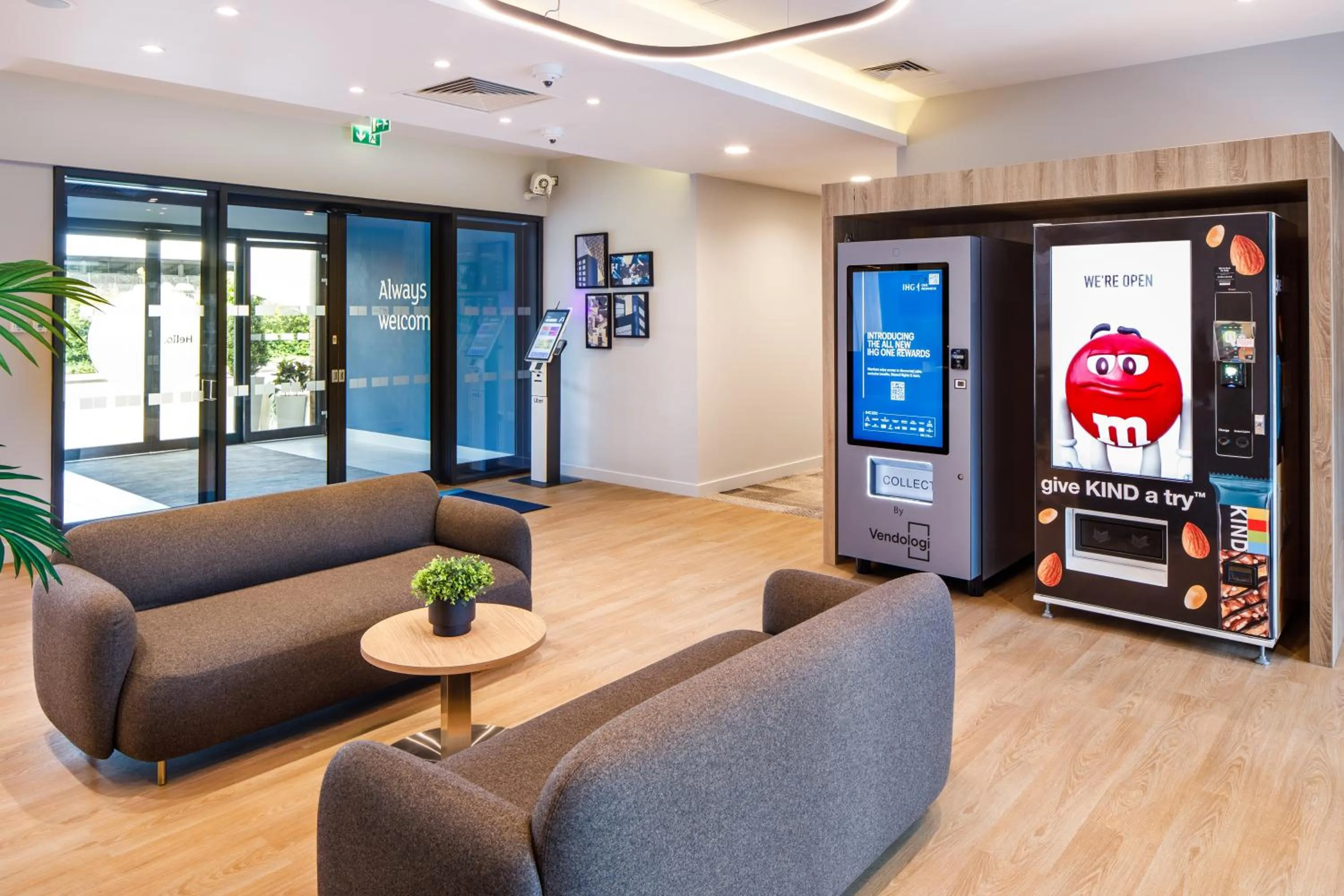 Seating area in Holiday Inn Express London - ExCel by IHG