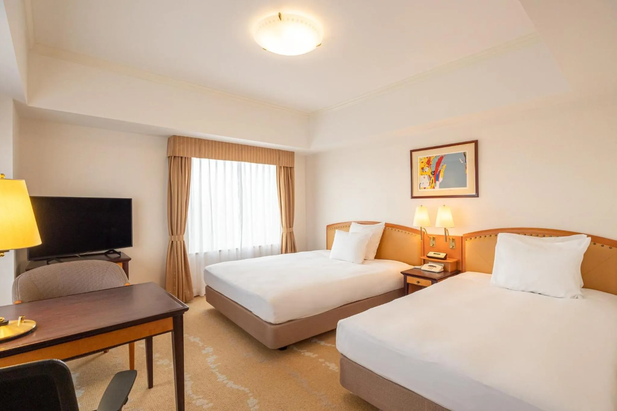 Photo of the whole room, Bed in ANA Crowne Plaza Toyama by IHG