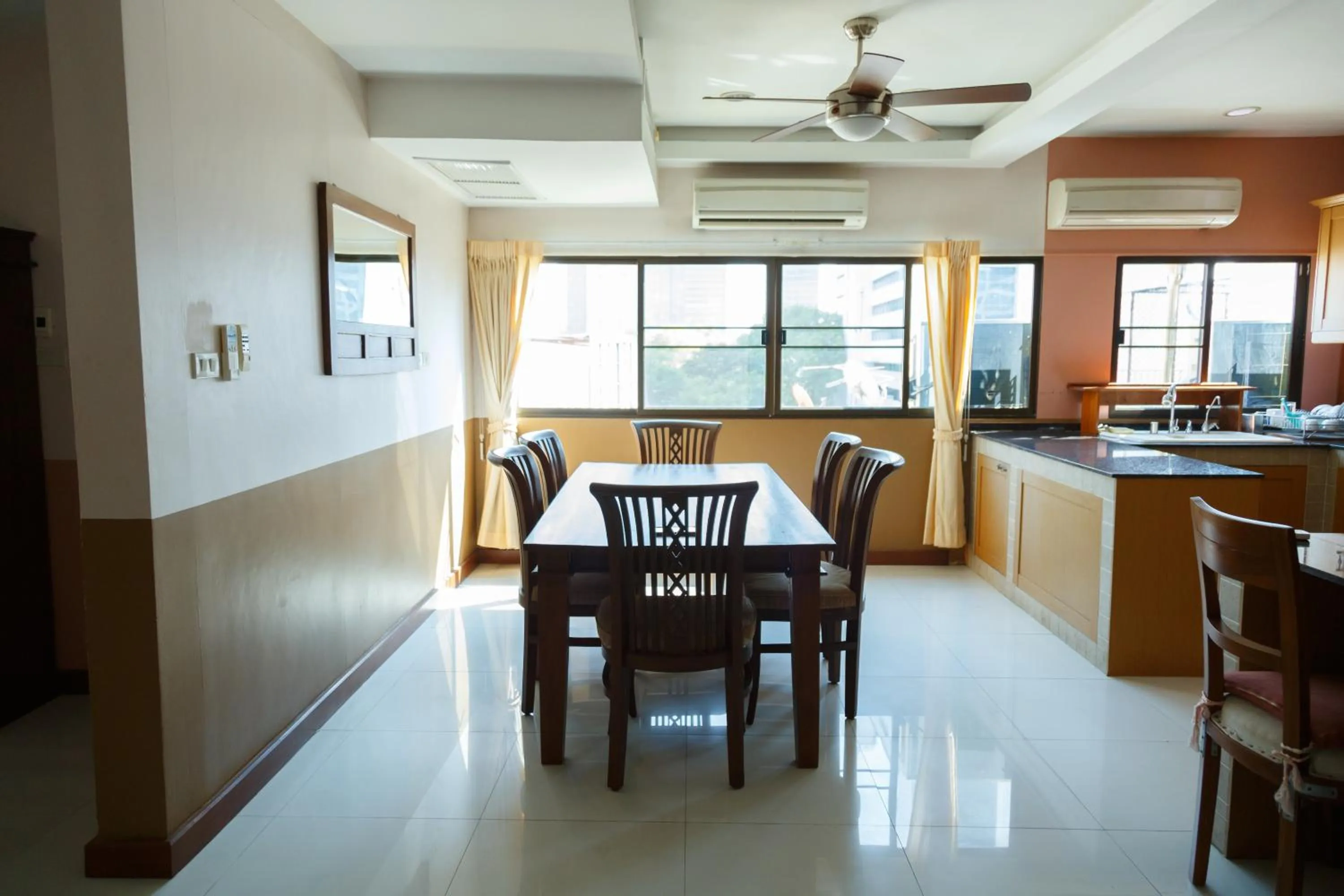 Kitchen or kitchenette in UPAR Hotels Silom