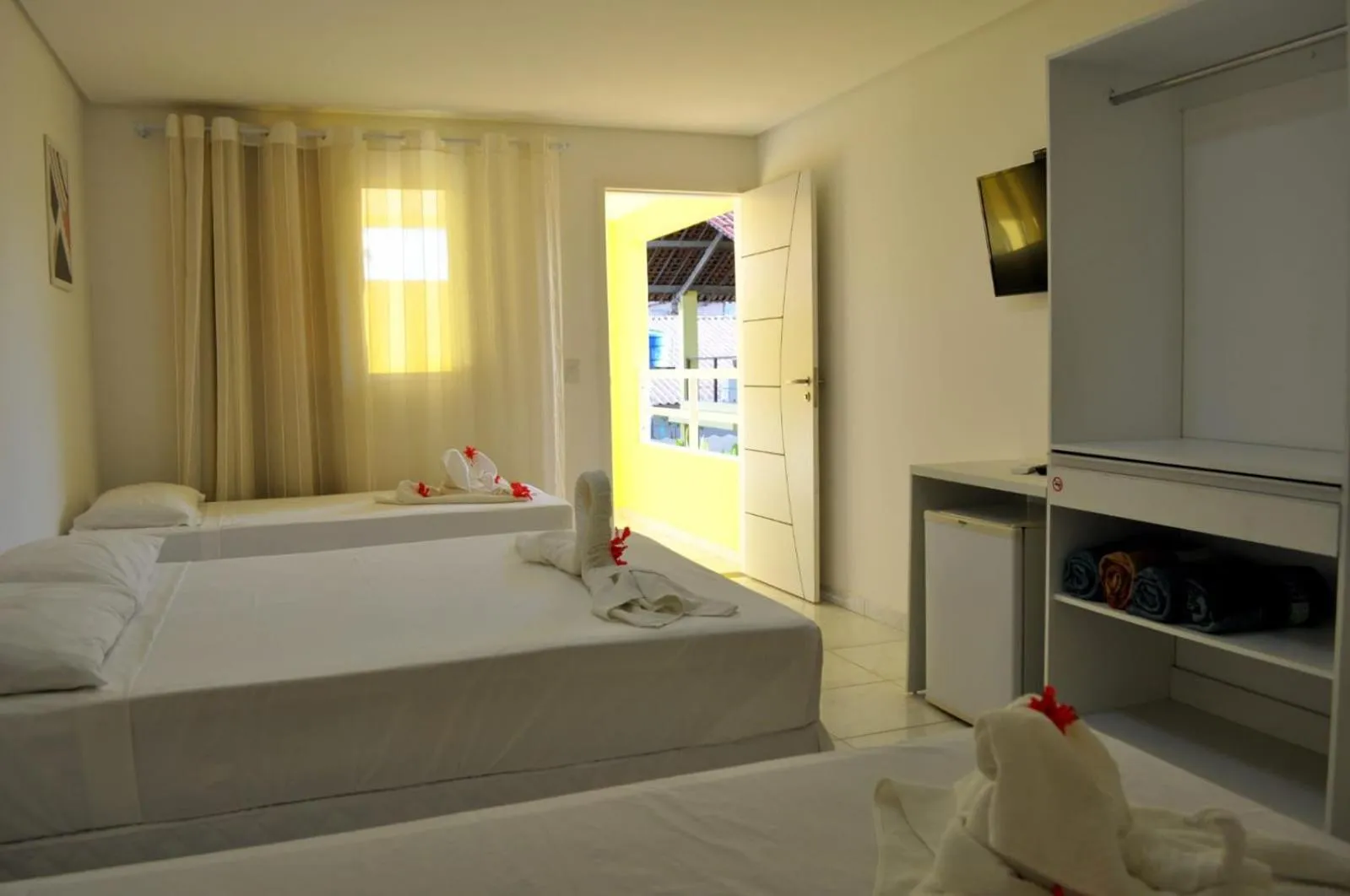 Photo of the whole room, Bed in Pousada Joia Rara