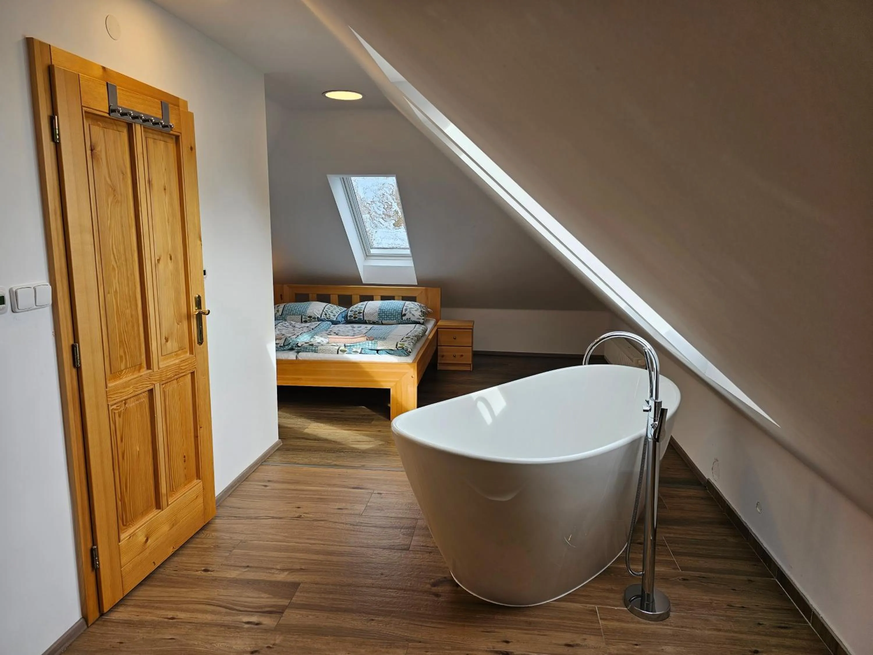 Balónový hotel a pivovar Radešín