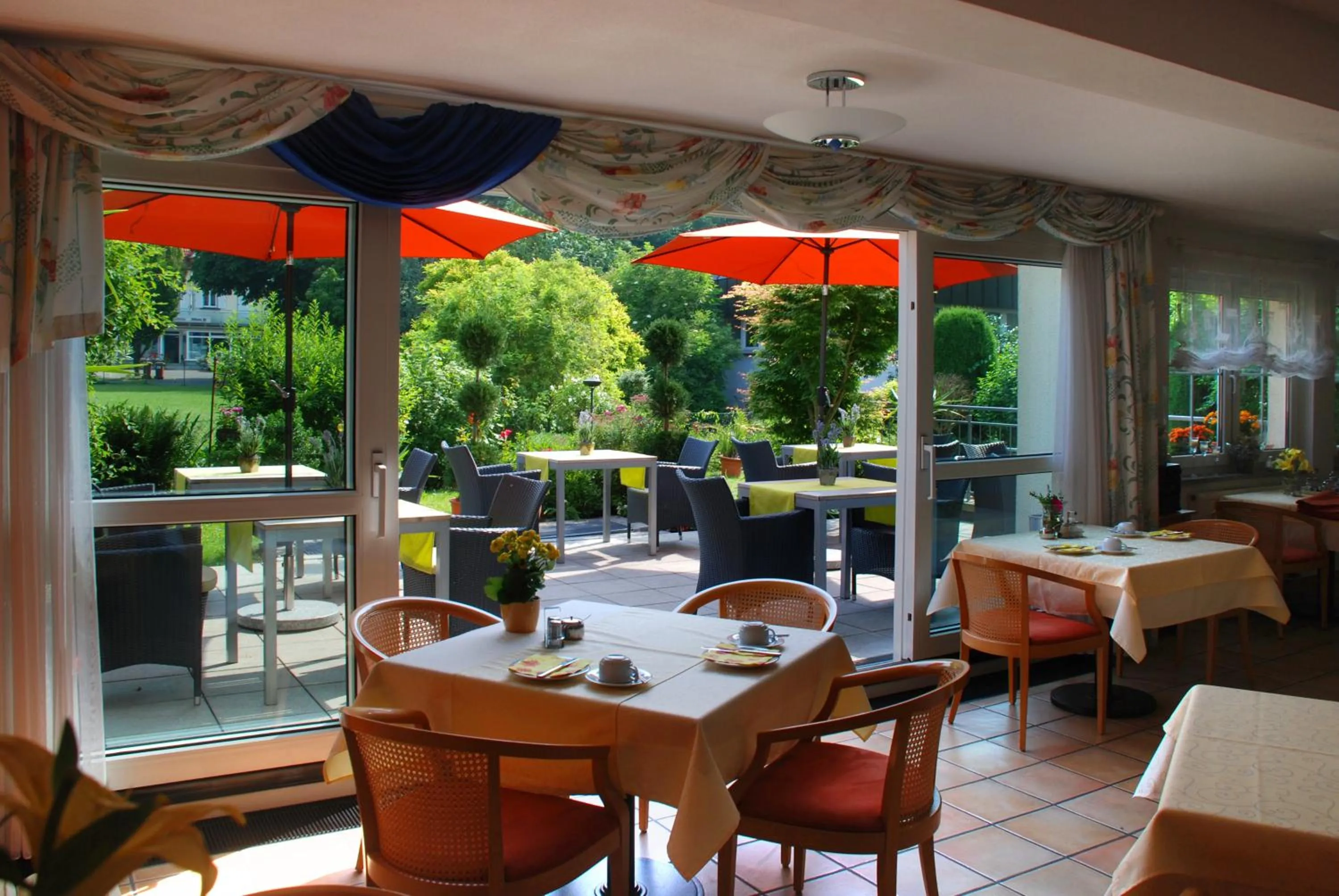 Restaurant/places to eat in Im Winkel Appartements und Zimmer